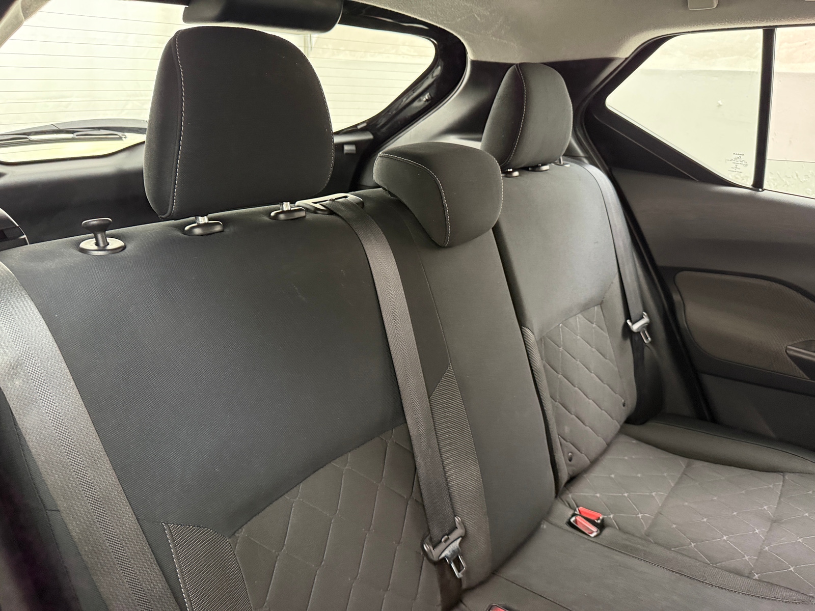 Thumbnail: 2018 Nissan Kicks - 6