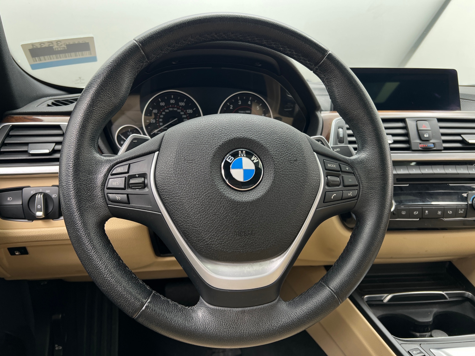 Thumbnail: 2018 BMW 3 Series - 4