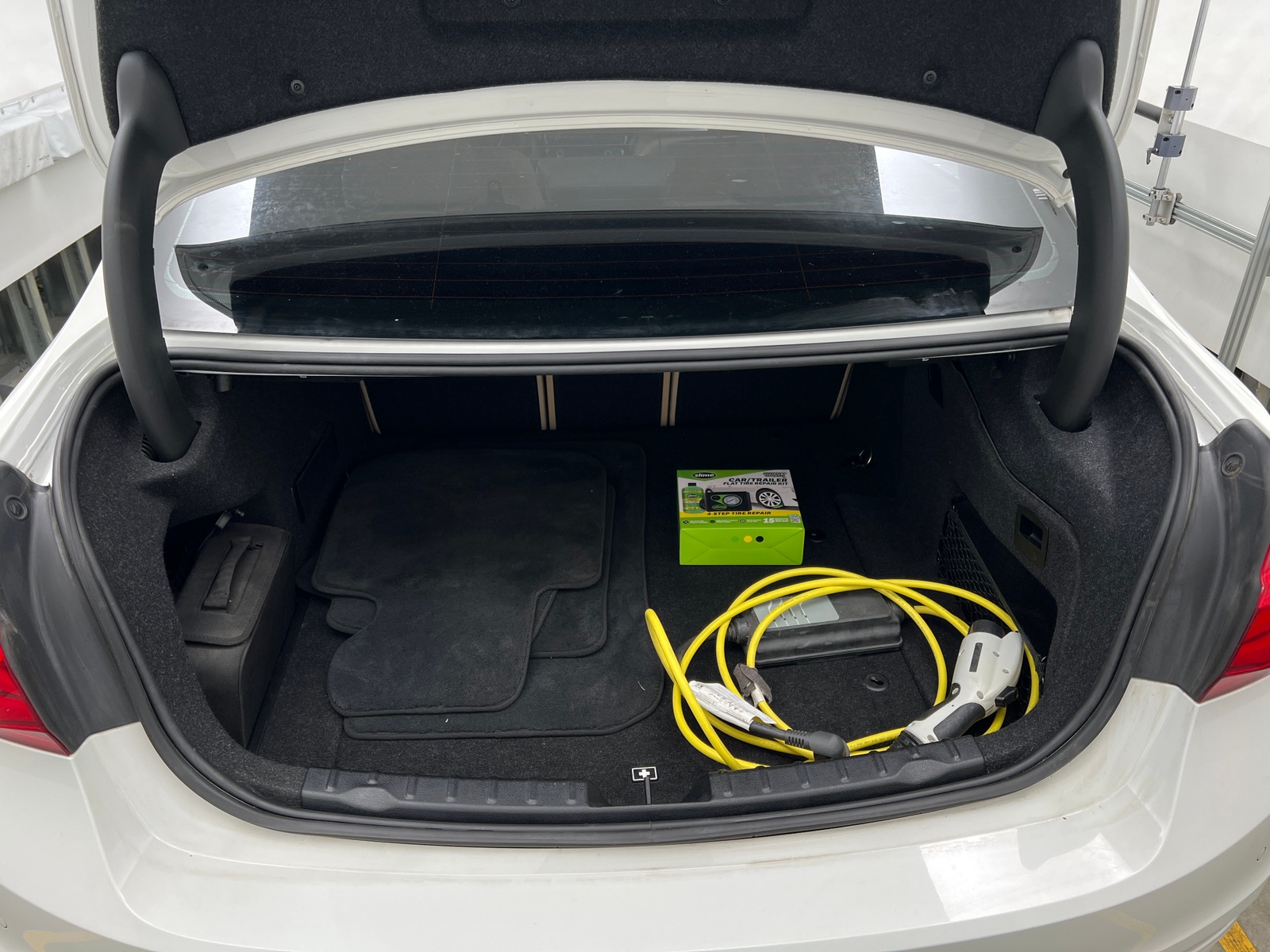 Thumbnail: 2018 BMW 3 Series - 6