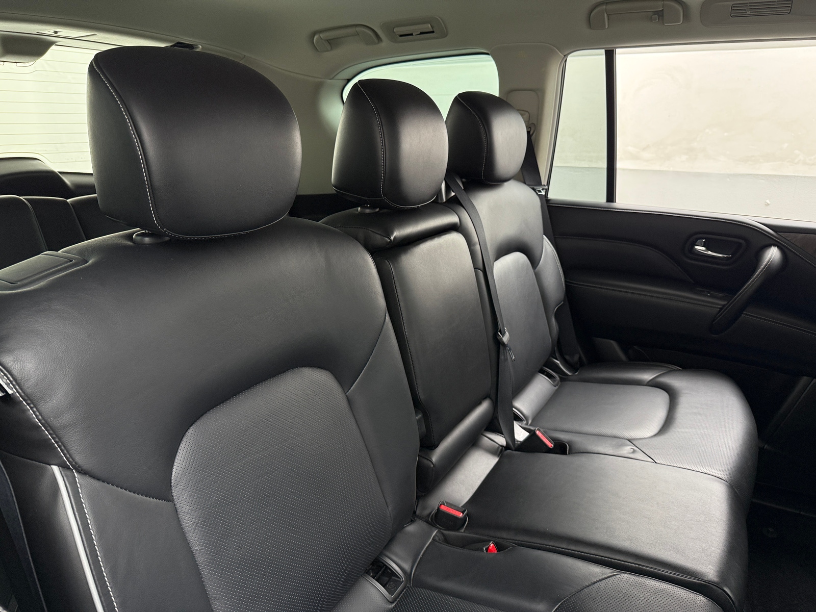 Thumbnail: 2023 INFINITI QX80 - 5