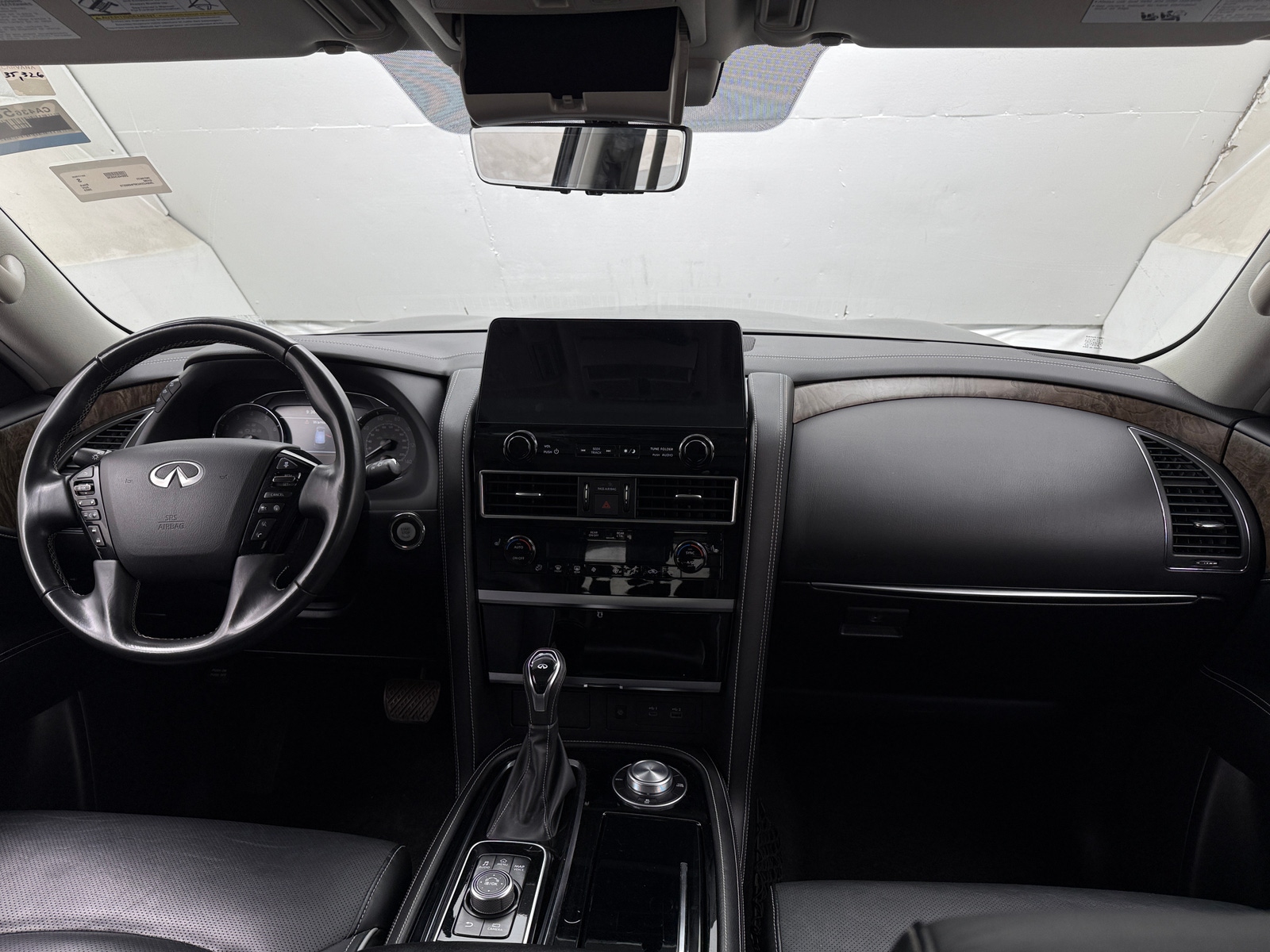 Thumbnail: 2023 INFINITI QX80 - 2