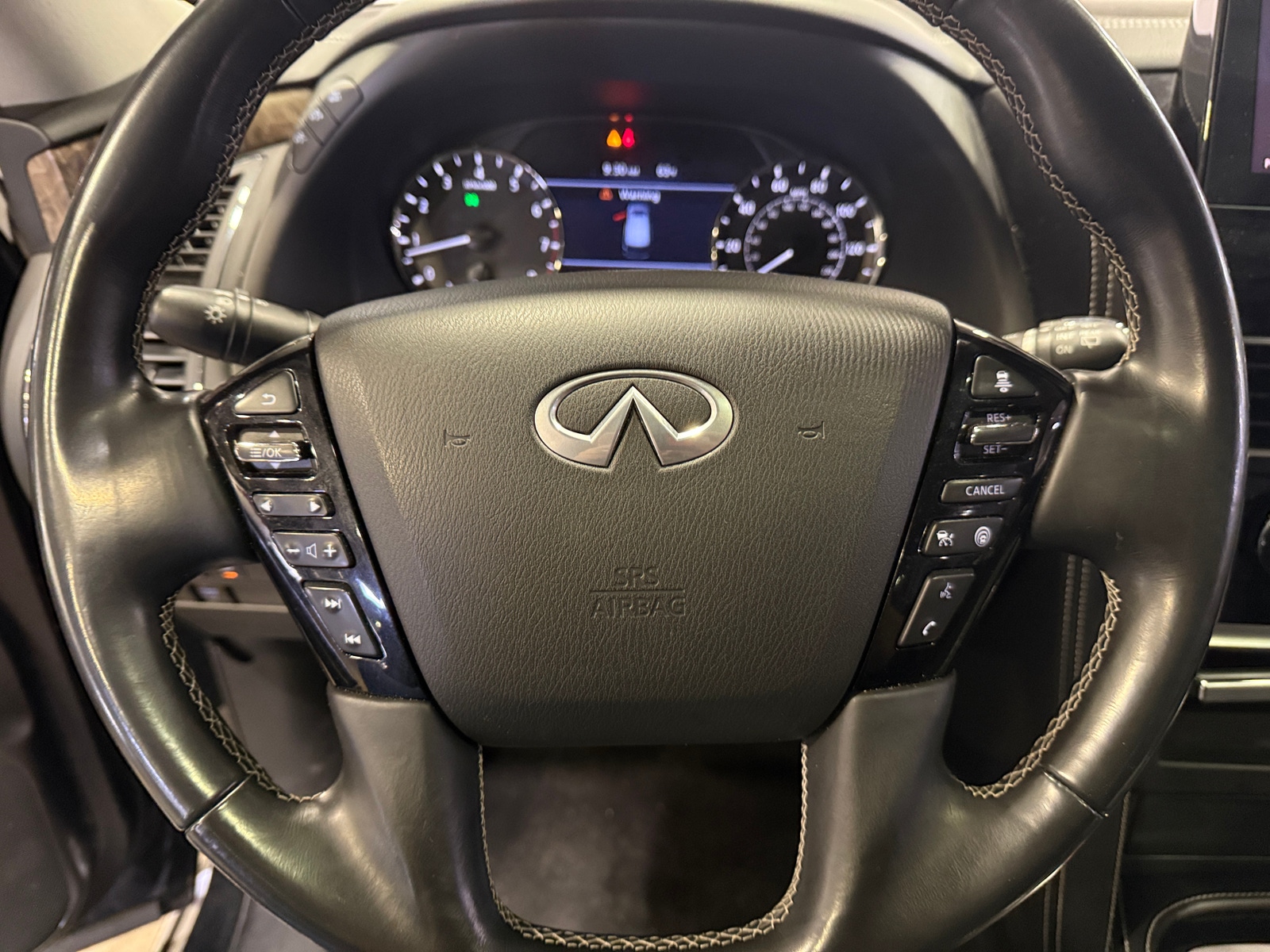 Thumbnail: 2023 INFINITI QX80 - 4