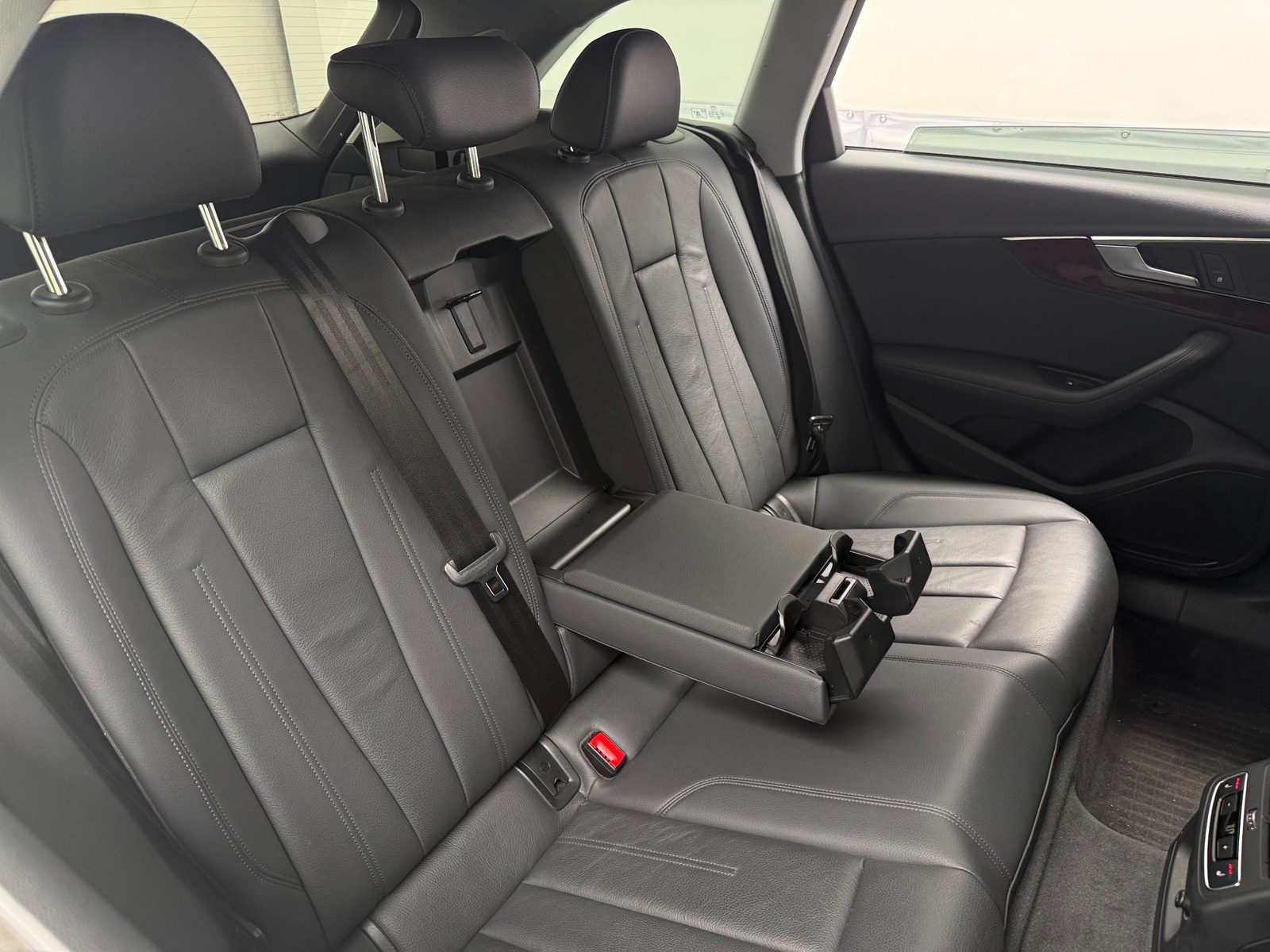 Thumbnail: 2019 Audi A4 - 5