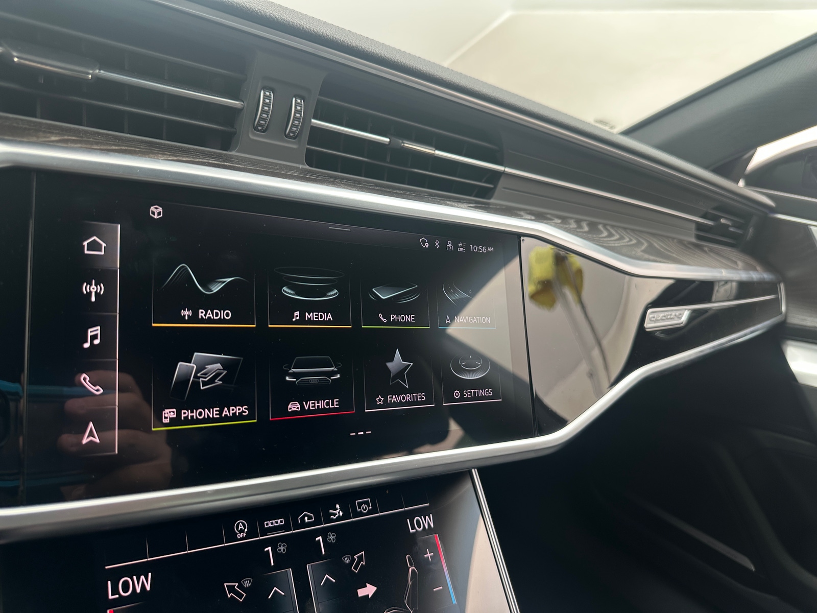 Thumbnail: 2021 Audi A7 - 3