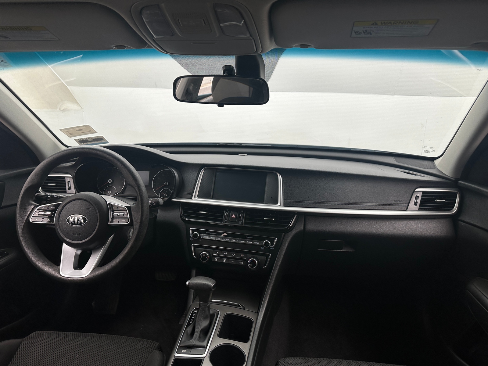 Thumbnail: 2020 Kia Optima - 3