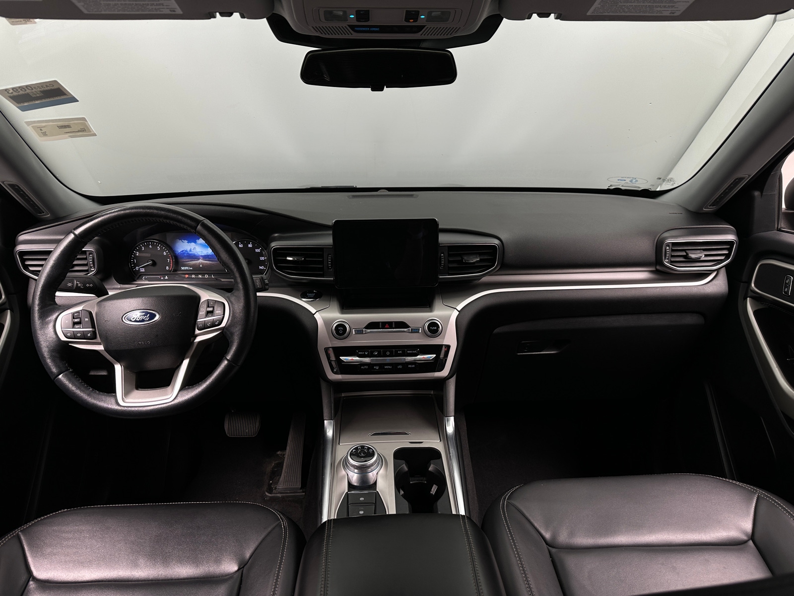 Thumbnail: 2022 Ford Explorer - 3