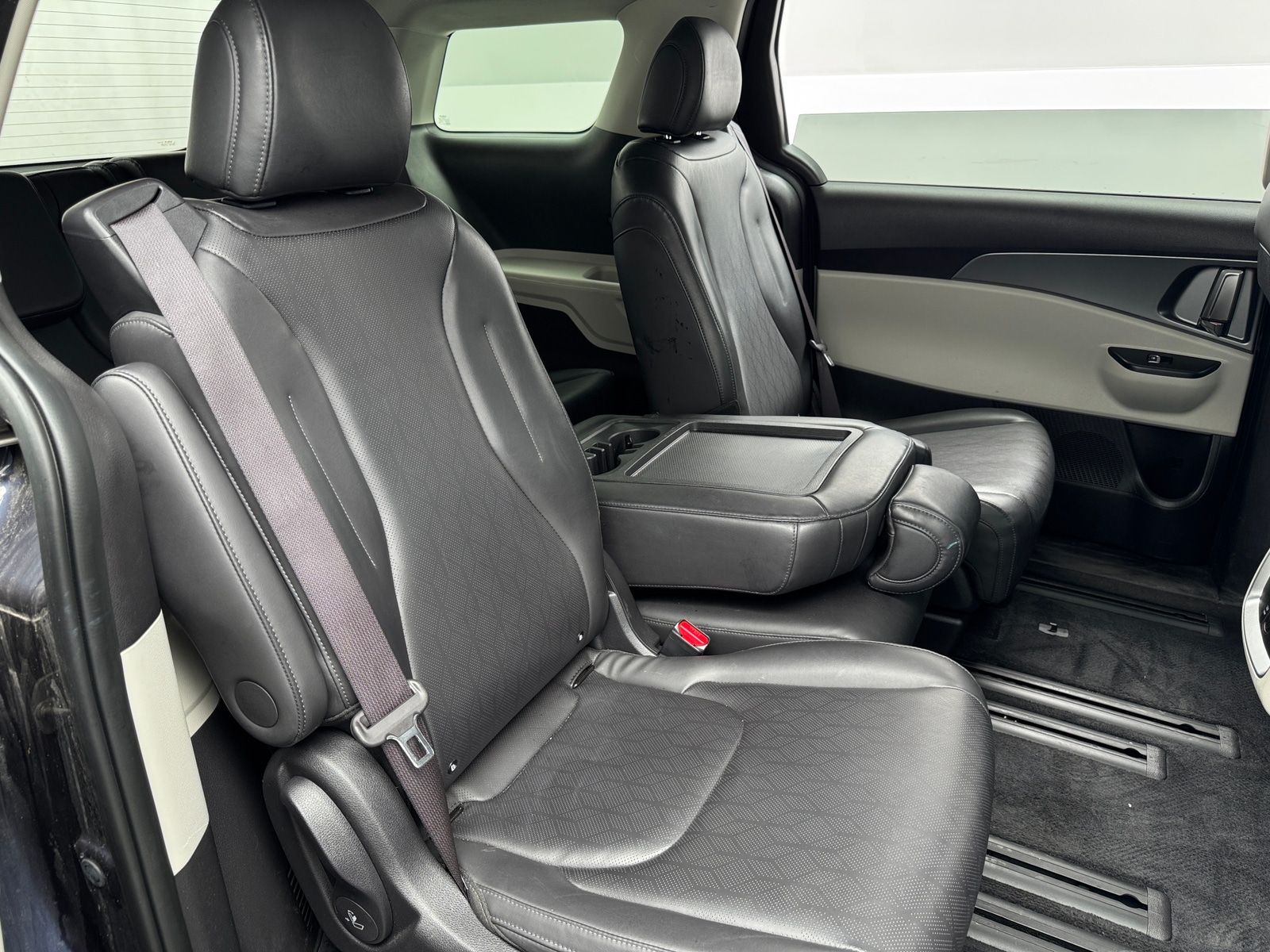 Thumbnail: 2024 Kia Carnival - 5