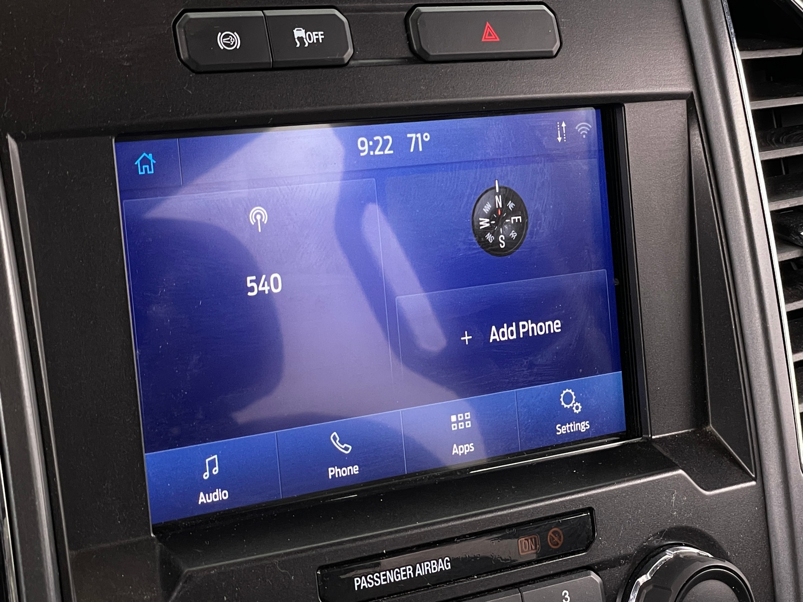 Thumbnail: 2022 Ford Econoline - 4