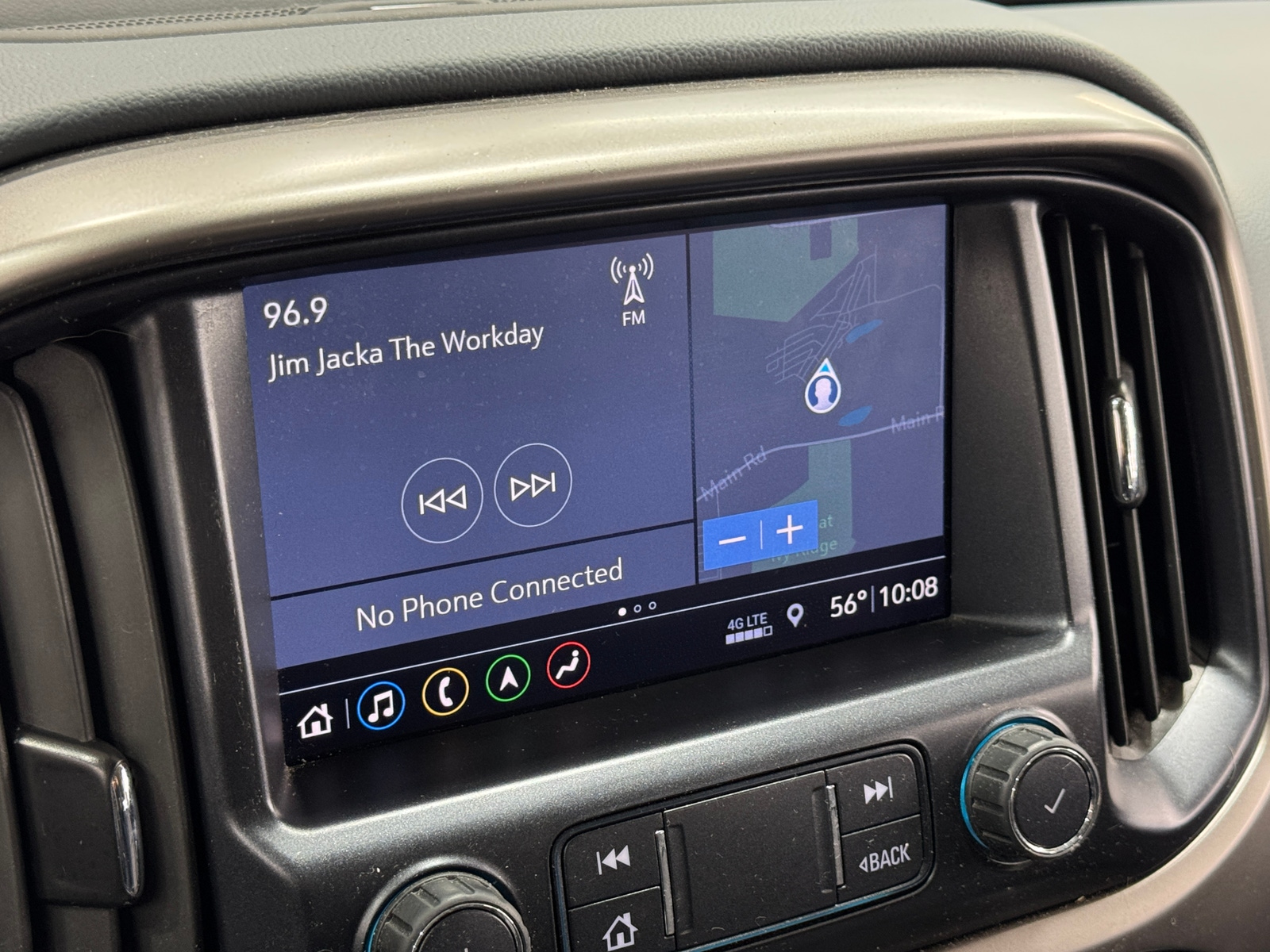 Thumbnail: 2022 Chevrolet Colorado - 4