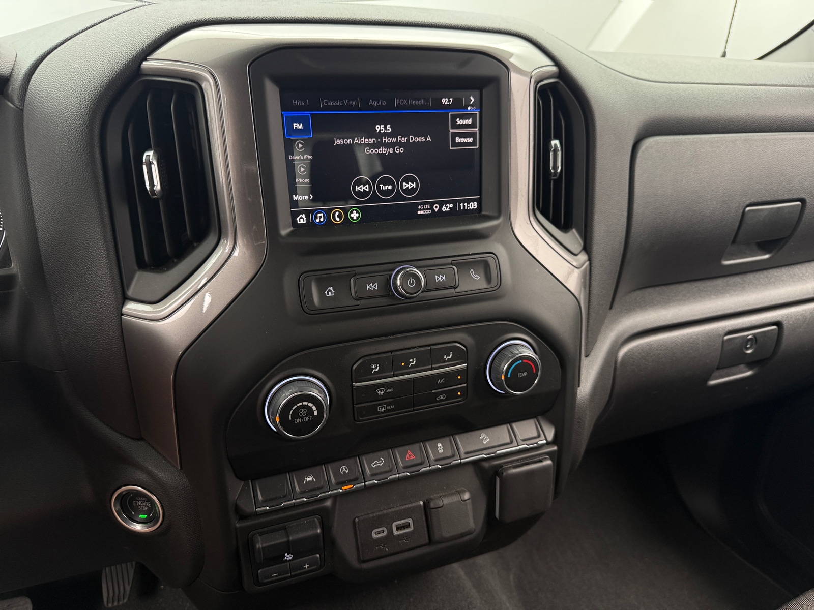 Thumbnail: 2025 Chevrolet Silverado 1500 - 4