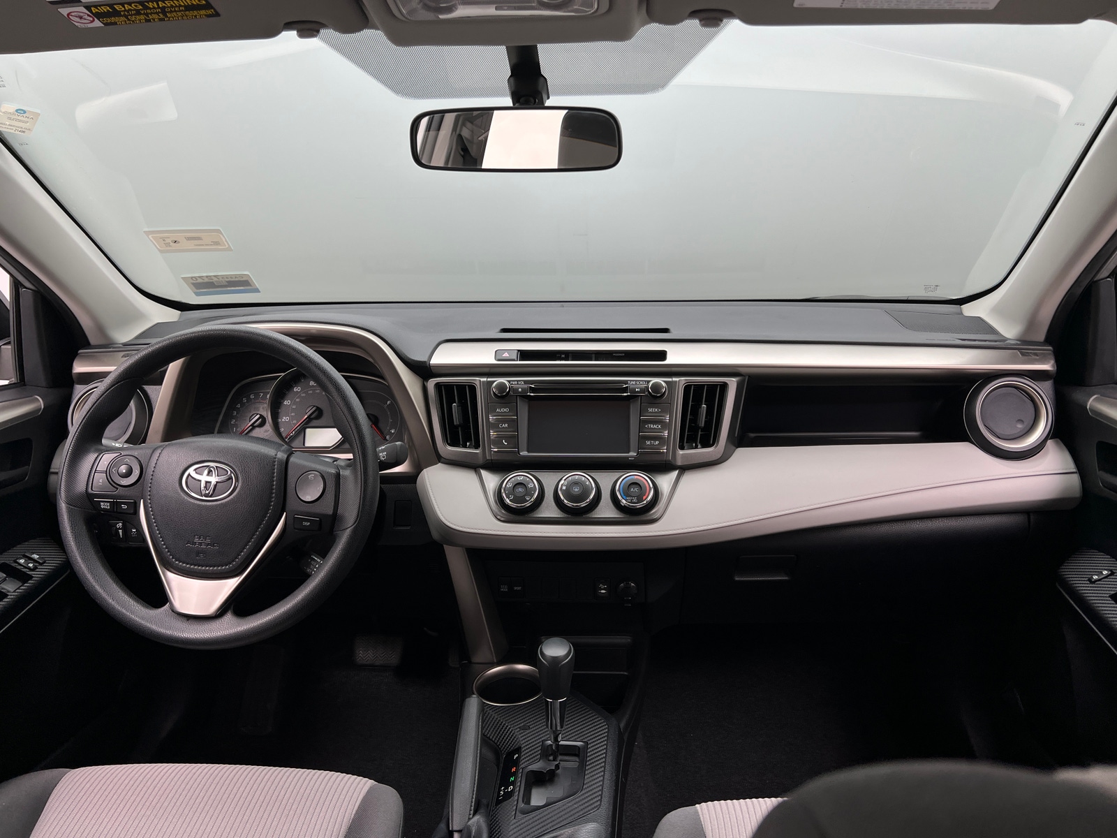 Thumbnail: 2015 Toyota RAV4 - 3