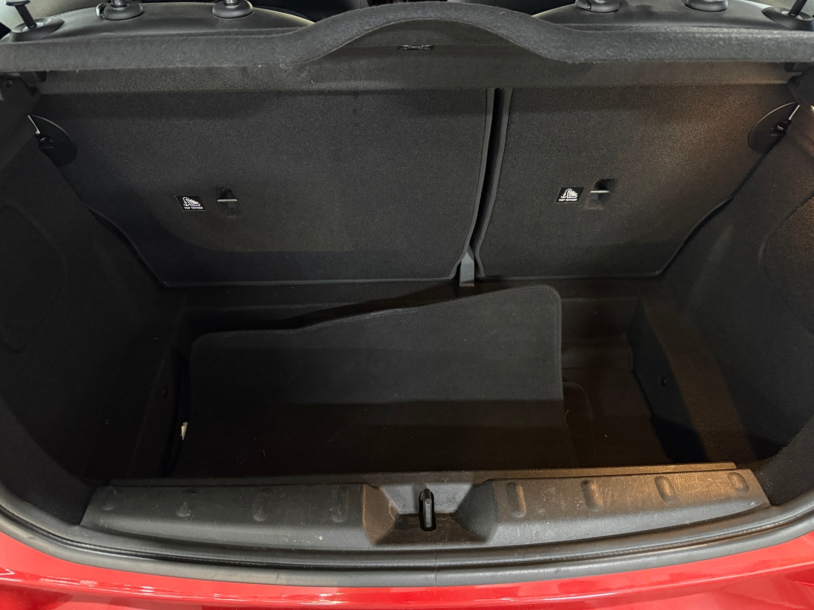 Thumbnail: 2015 MINI Cooper Hardtop - 6