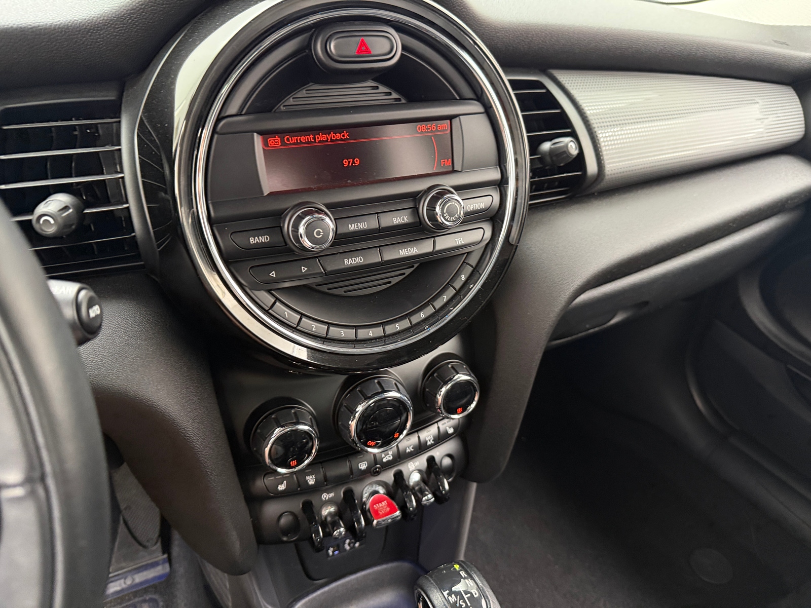 Thumbnail: 2015 MINI Cooper Hardtop - 3