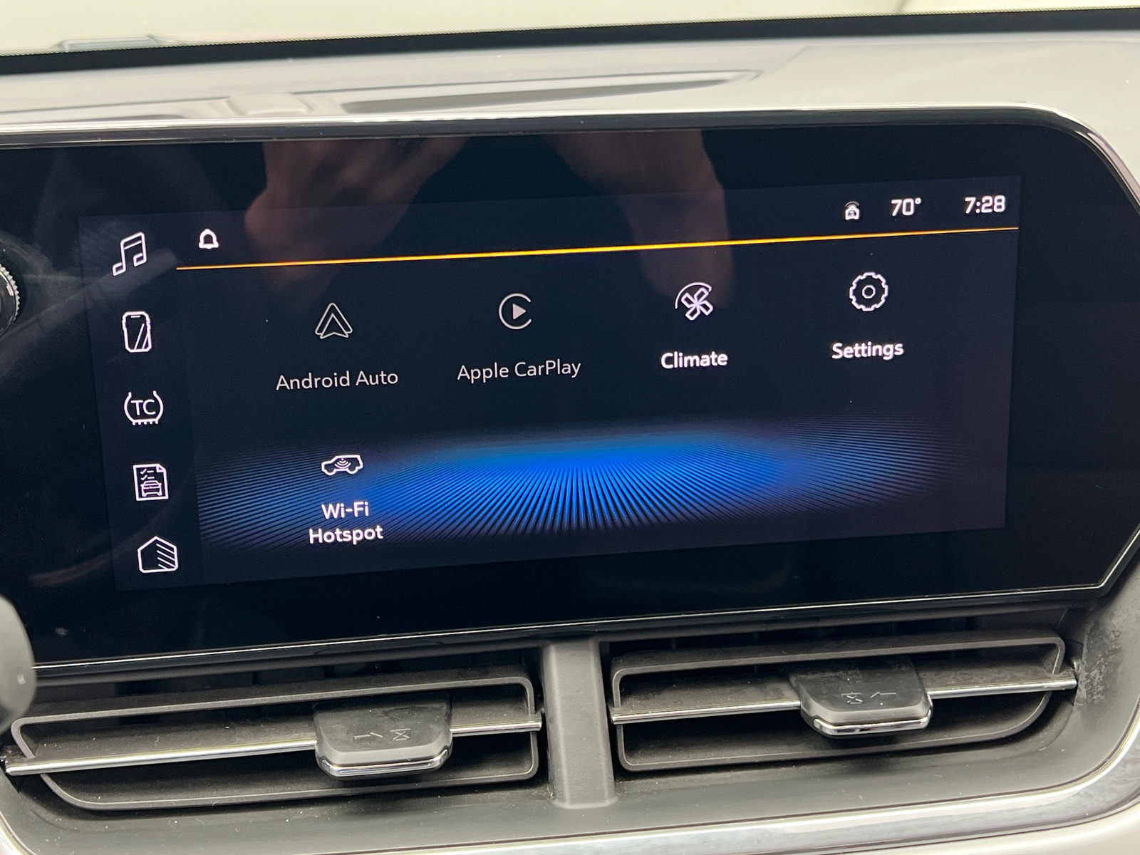 Thumbnail: 2025 Chevrolet Trax - 4