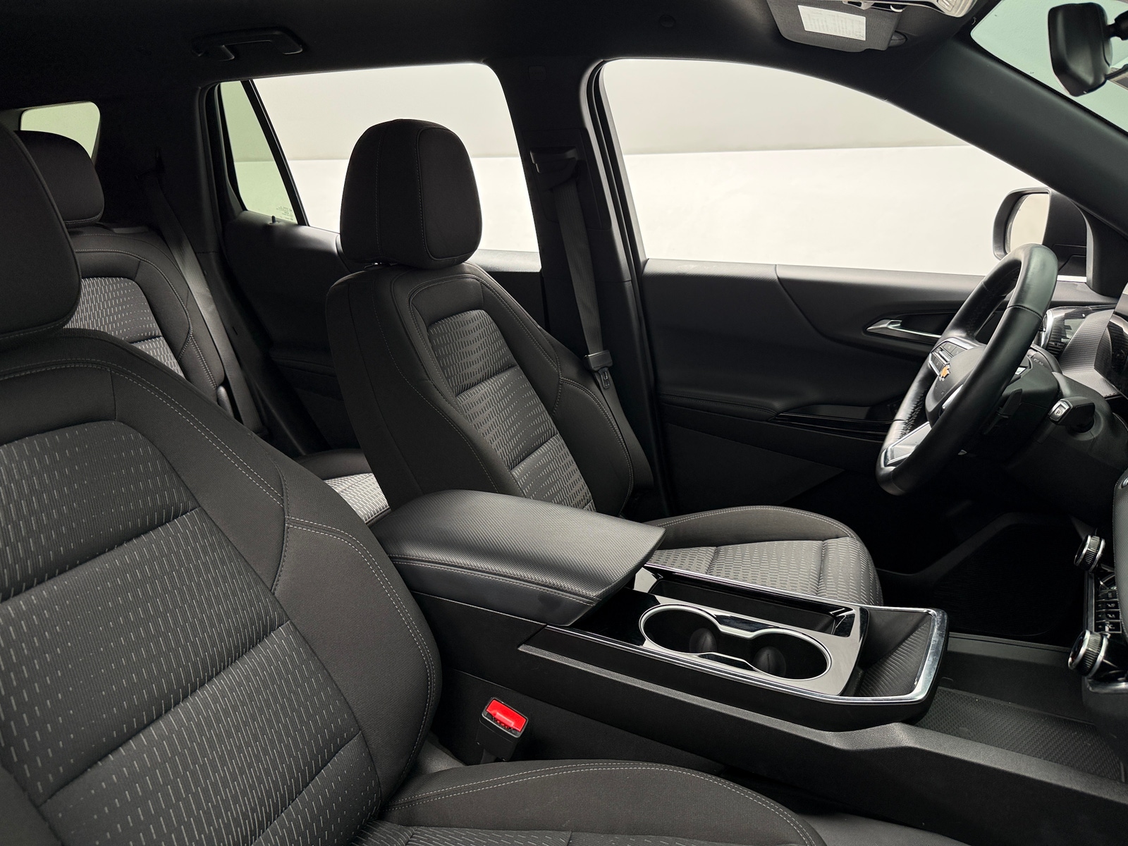 Thumbnail: 2025 Chevrolet Equinox - 2