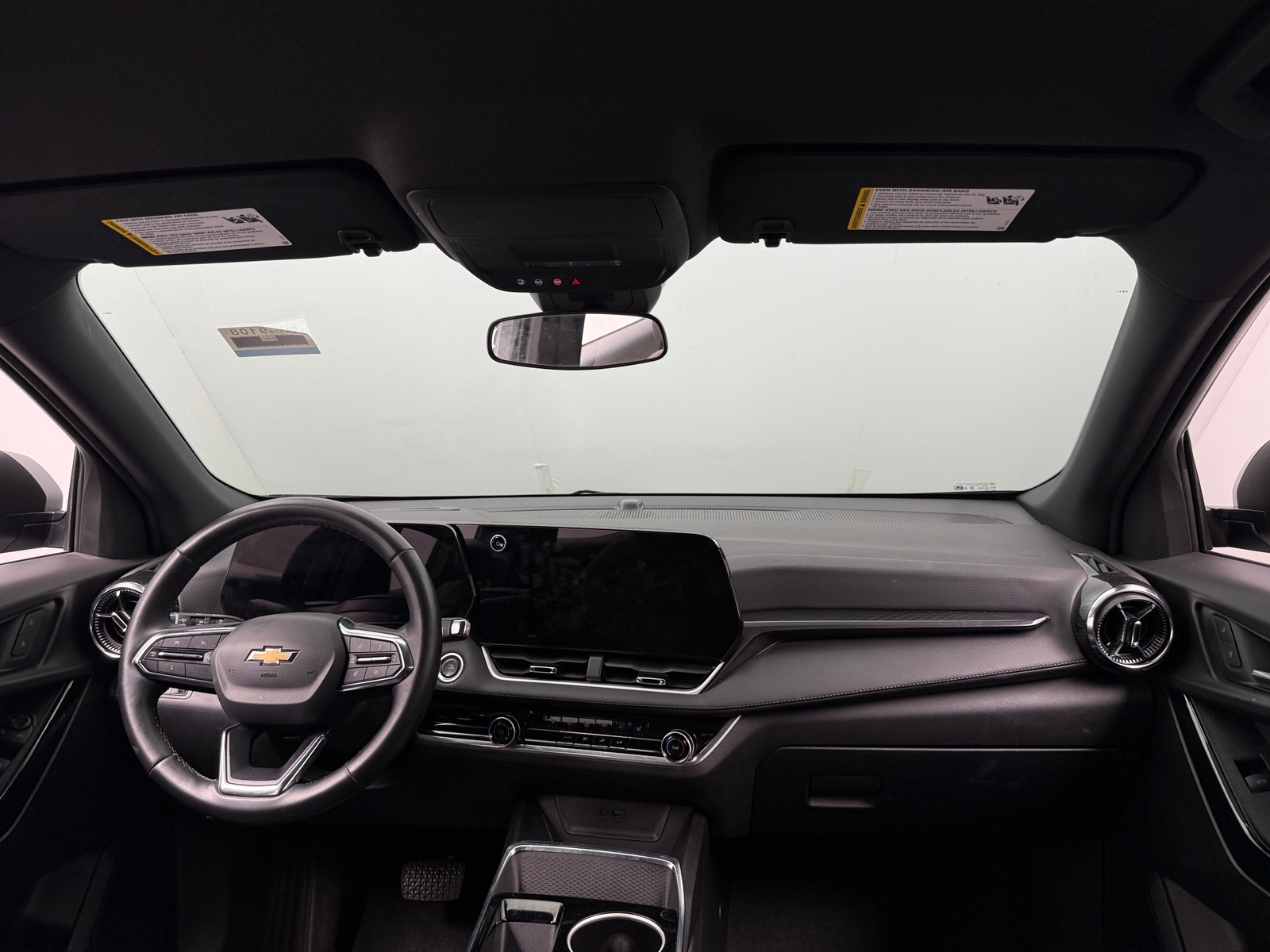 Thumbnail: 2025 Chevrolet Equinox - 3