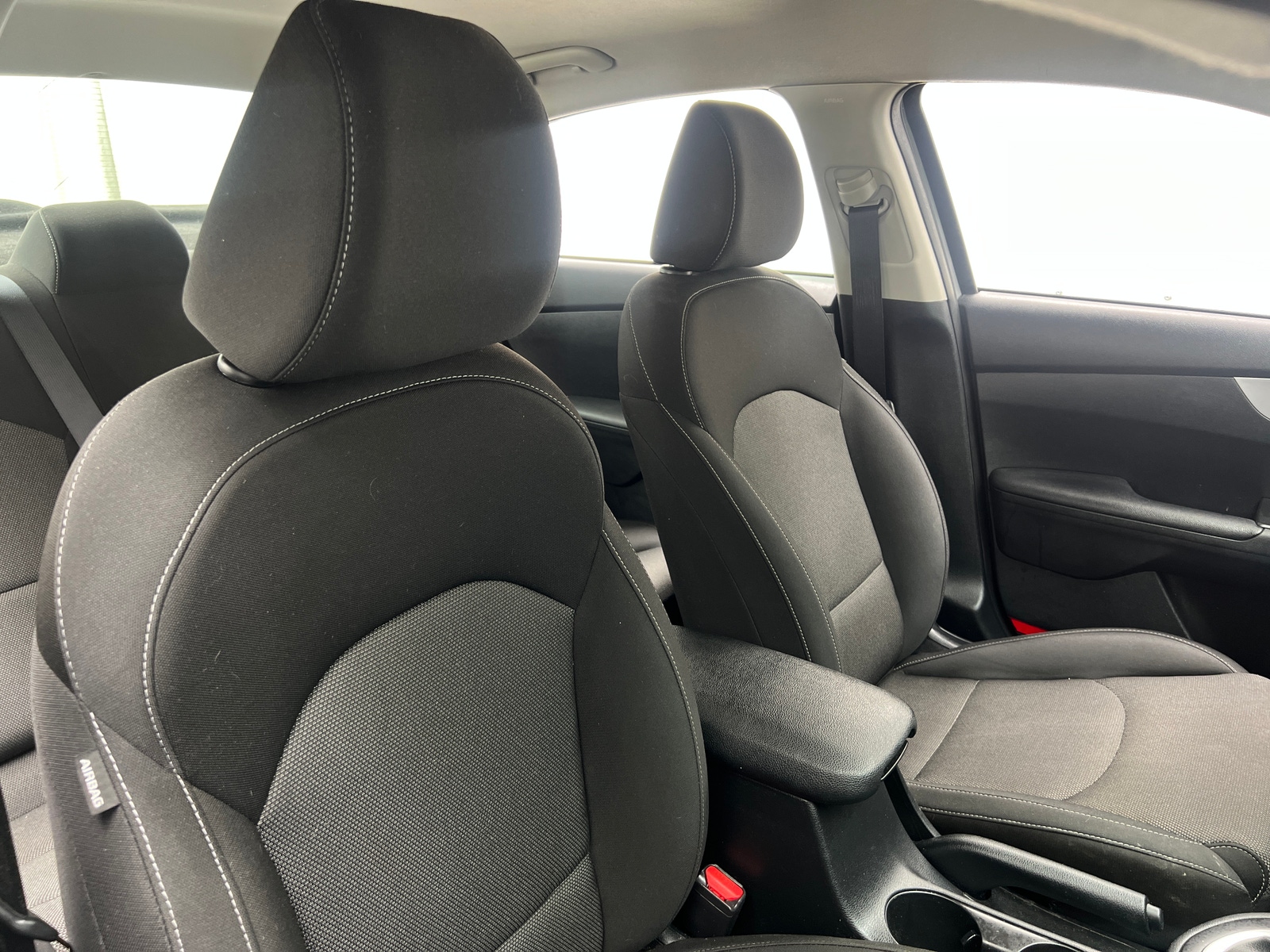 Thumbnail: 2022 Kia Forte - 2