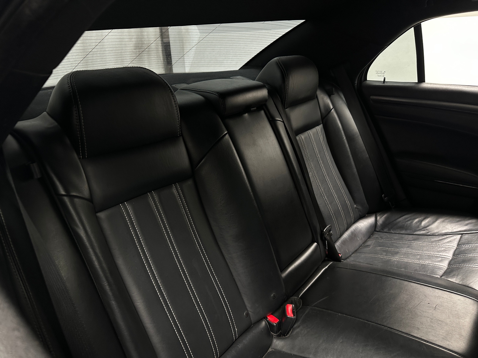 Thumbnail: 2016 Chrysler 300 - 5