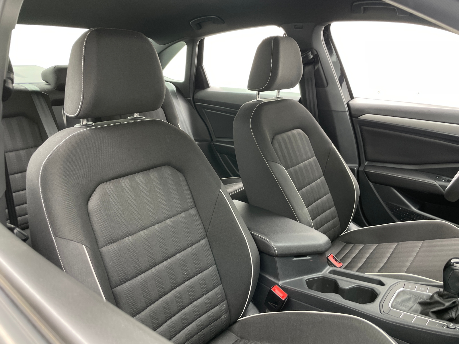 Thumbnail: 2023 Volkswagen Jetta - 2