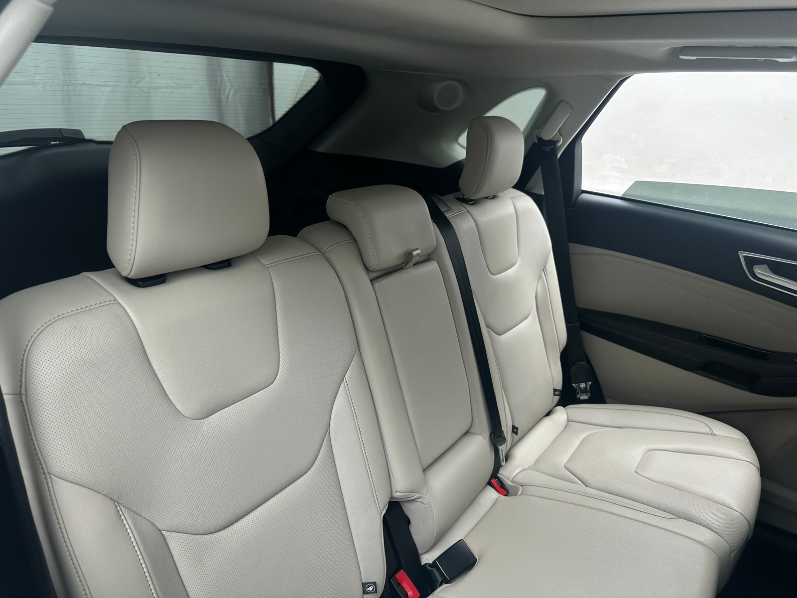 Thumbnail: 2016 Ford Edge - 5