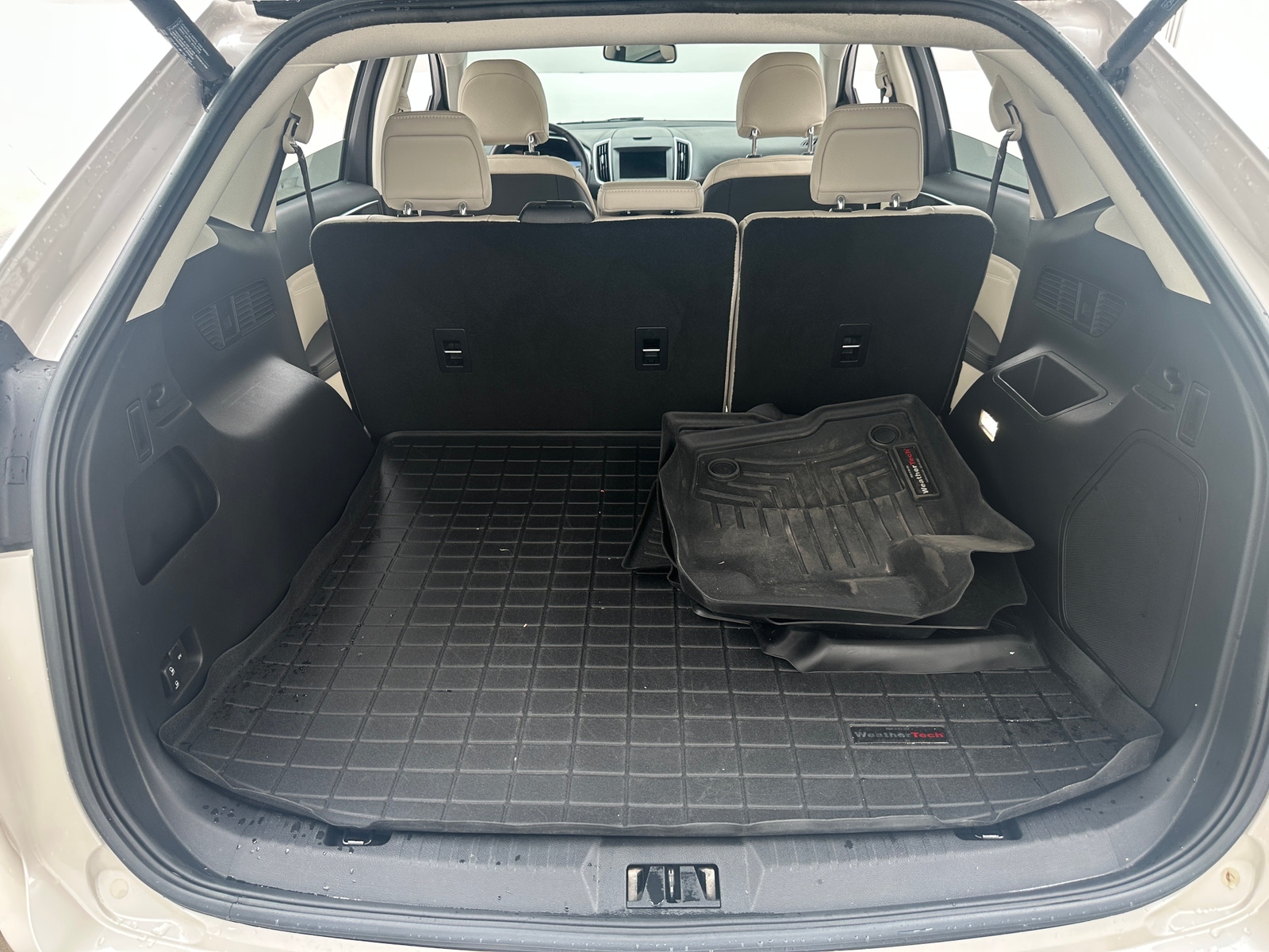 Thumbnail: 2016 Ford Edge - 6