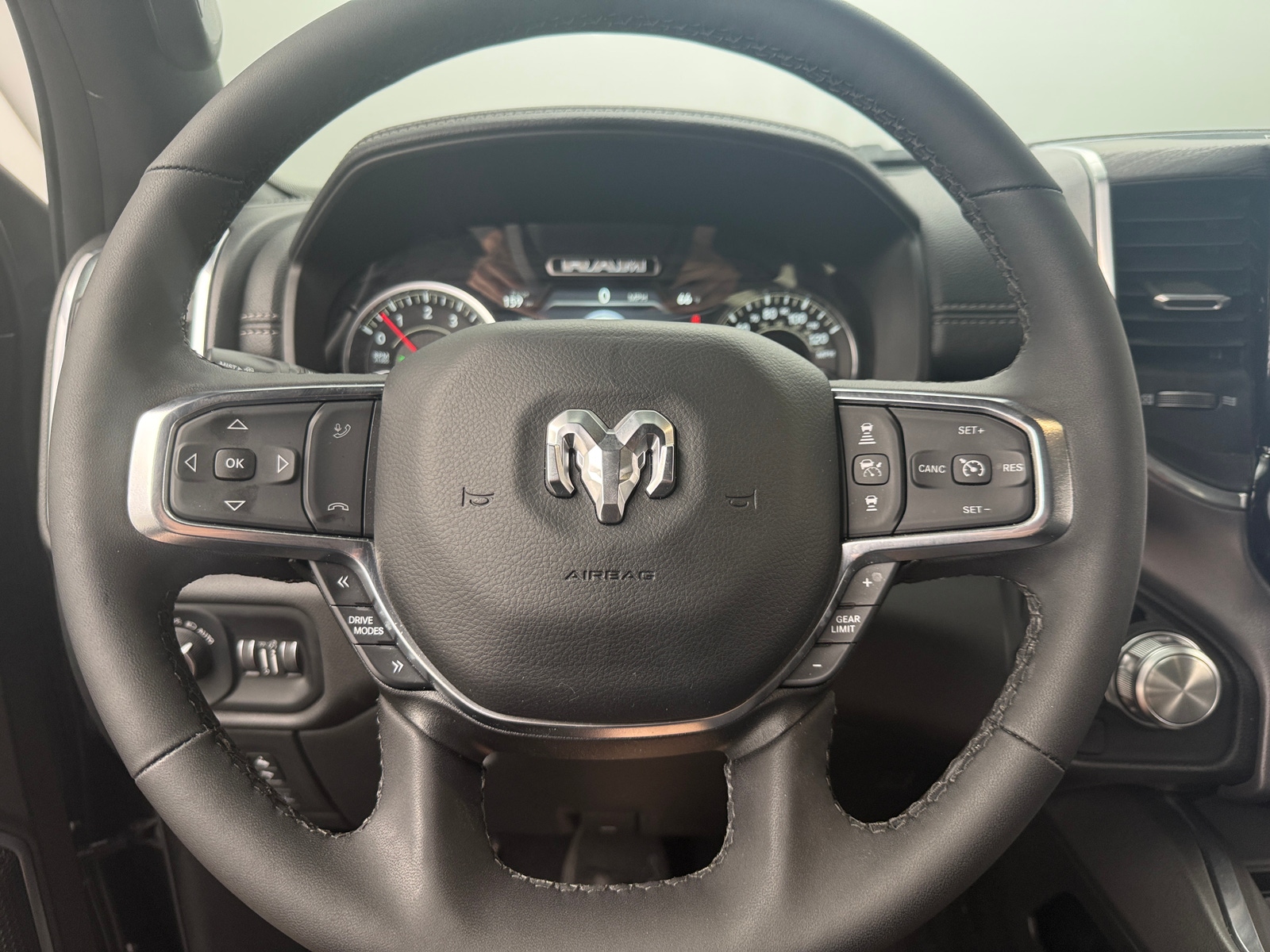 Thumbnail: 2025 RAM 1500 - 4