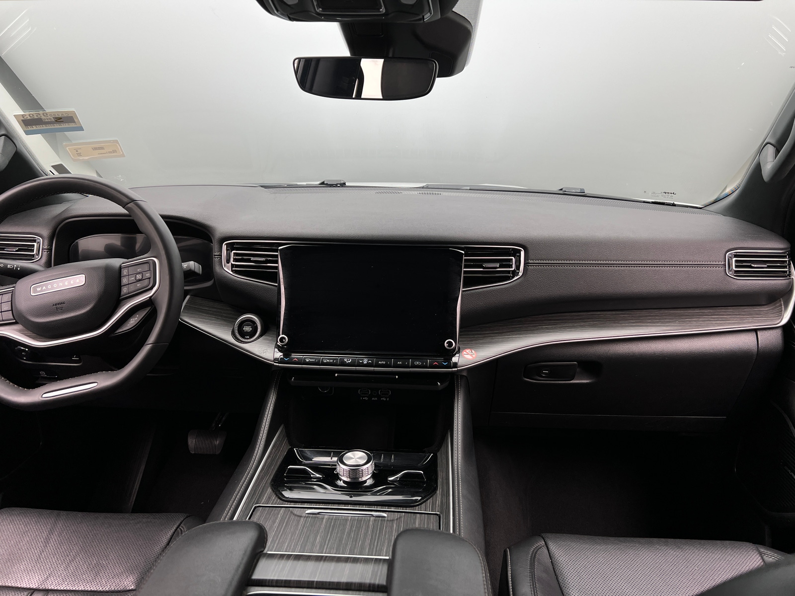 Thumbnail: 2023 Jeep Wagoneer - 2