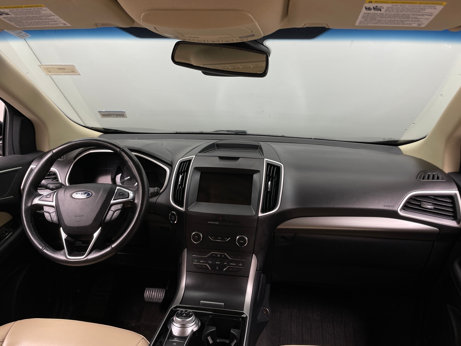 Thumbnail: 2020 Ford Edge - 2