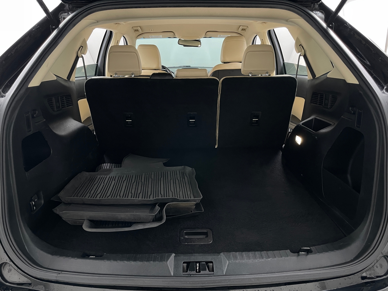 Thumbnail: 2020 Ford Edge - 6