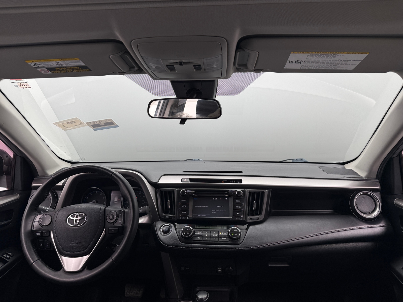 Thumbnail: 2018 Toyota RAV4 - 3