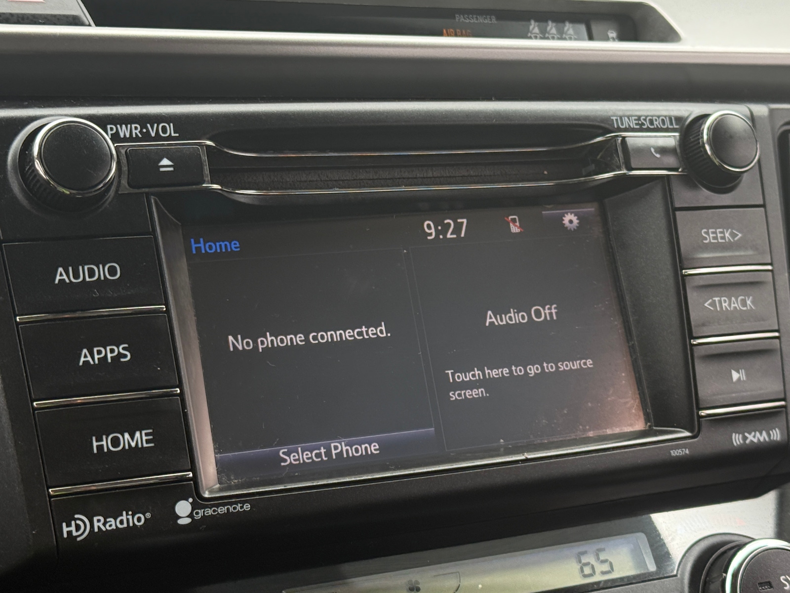 Thumbnail: 2018 Toyota RAV4 - 4