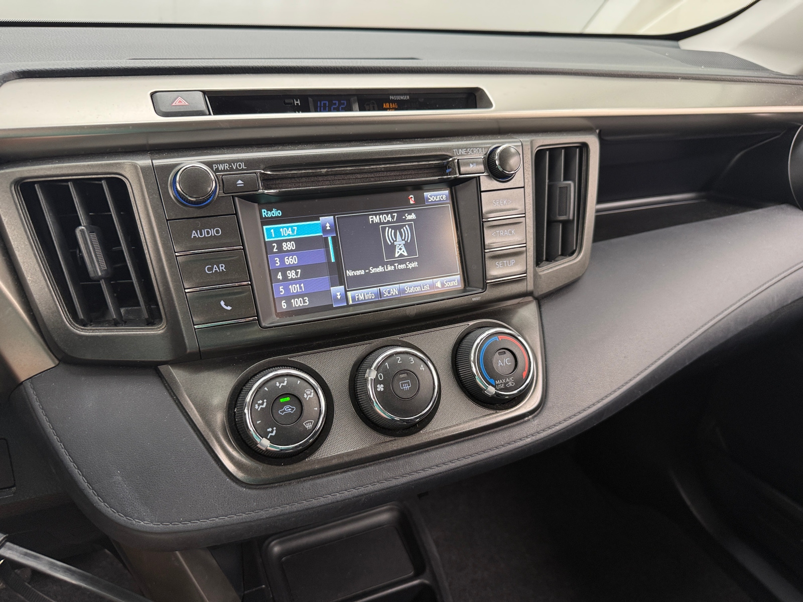 Thumbnail: 2014 Toyota RAV4 - 4