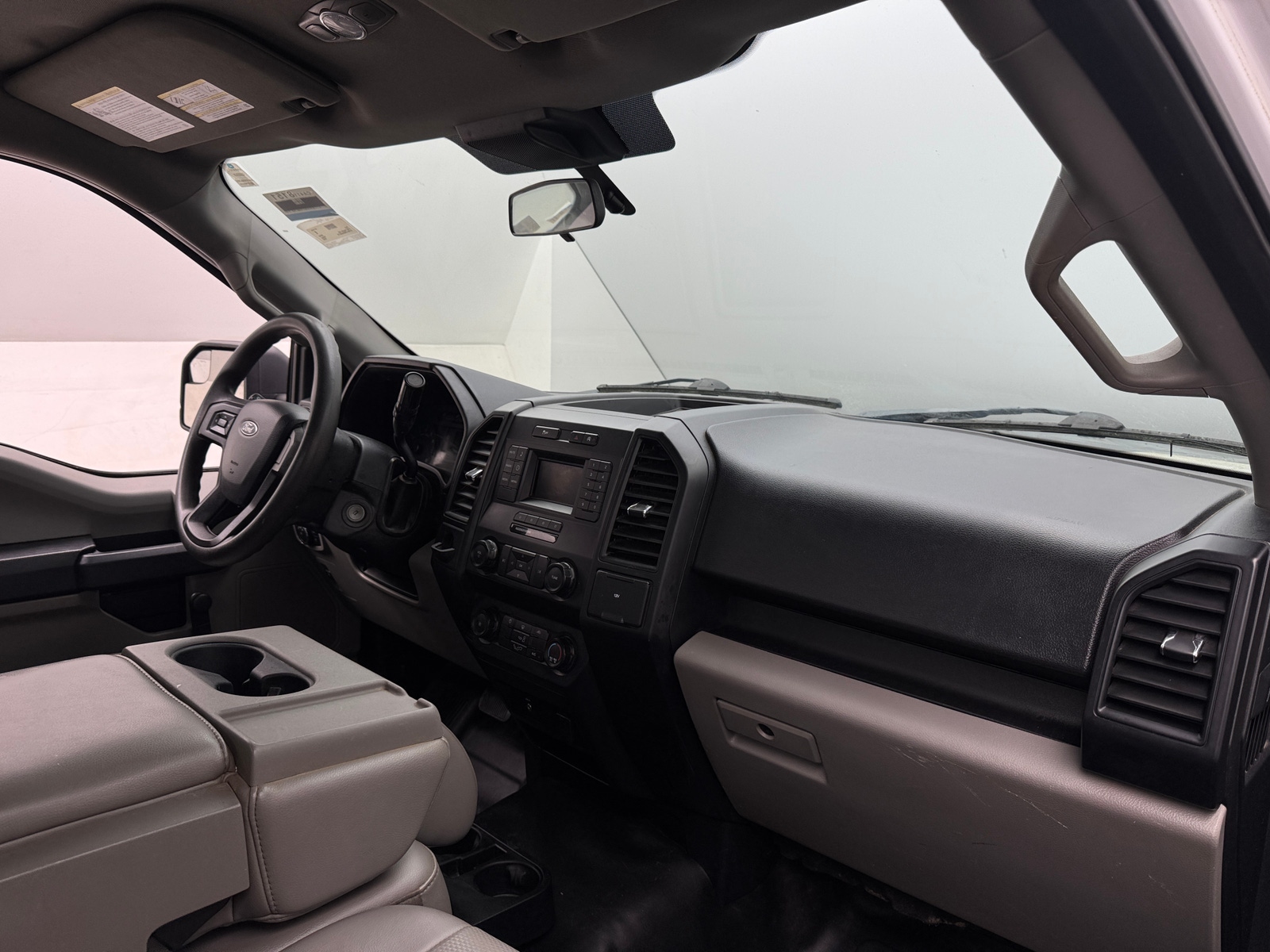 Thumbnail: 2019 Ford Econoline - 3