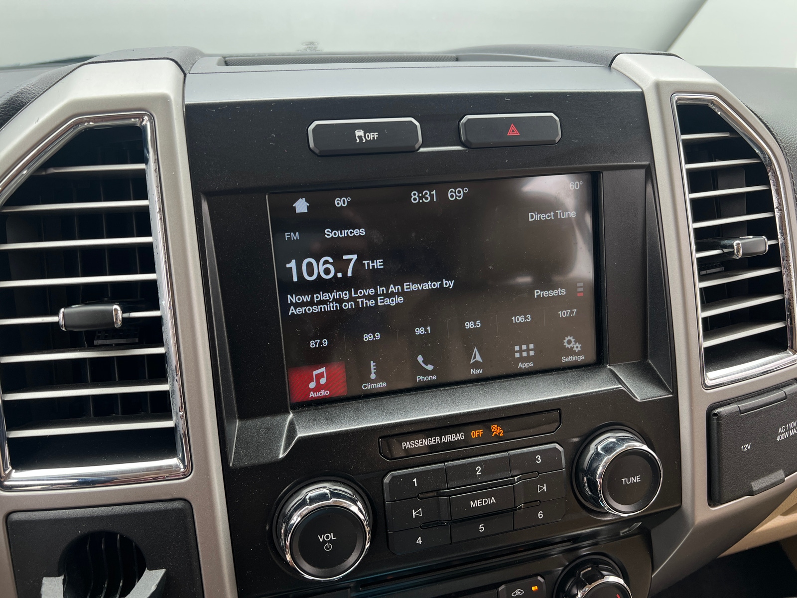 Thumbnail: 2016 Ford Econoline - 3