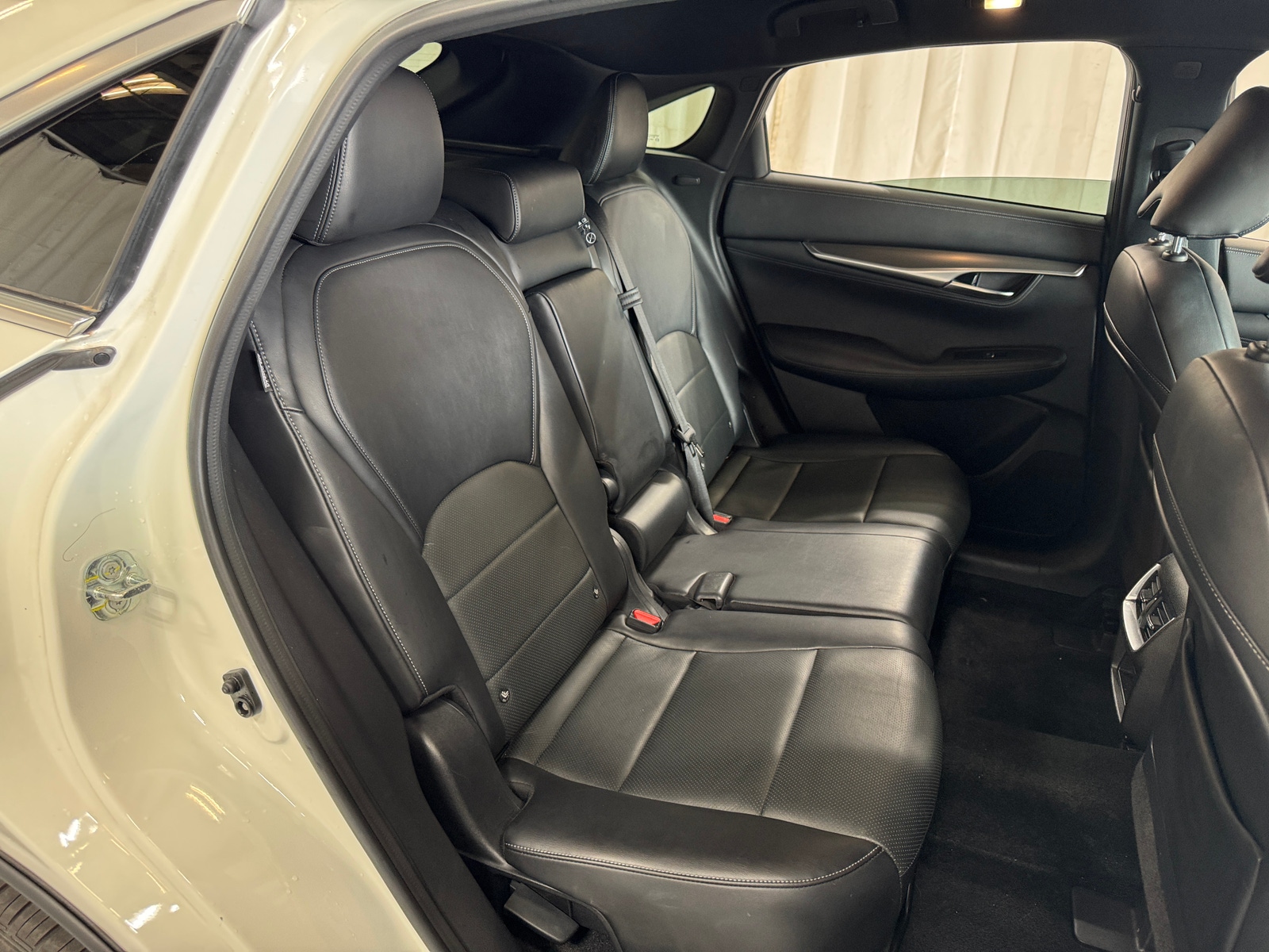 Thumbnail: 2023 INFINITI QX55 - 5