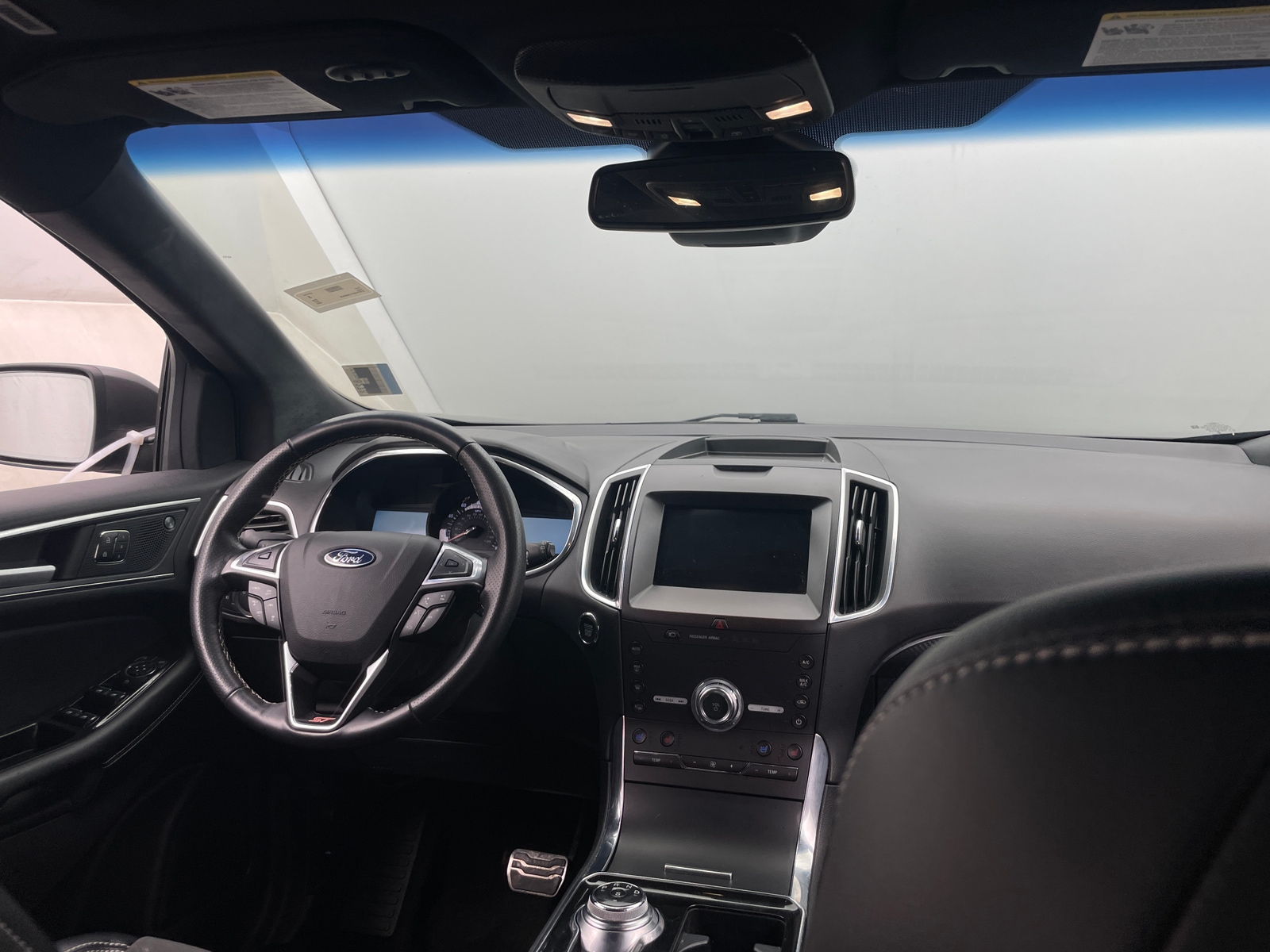 Thumbnail: 2020 Ford Edge - 3