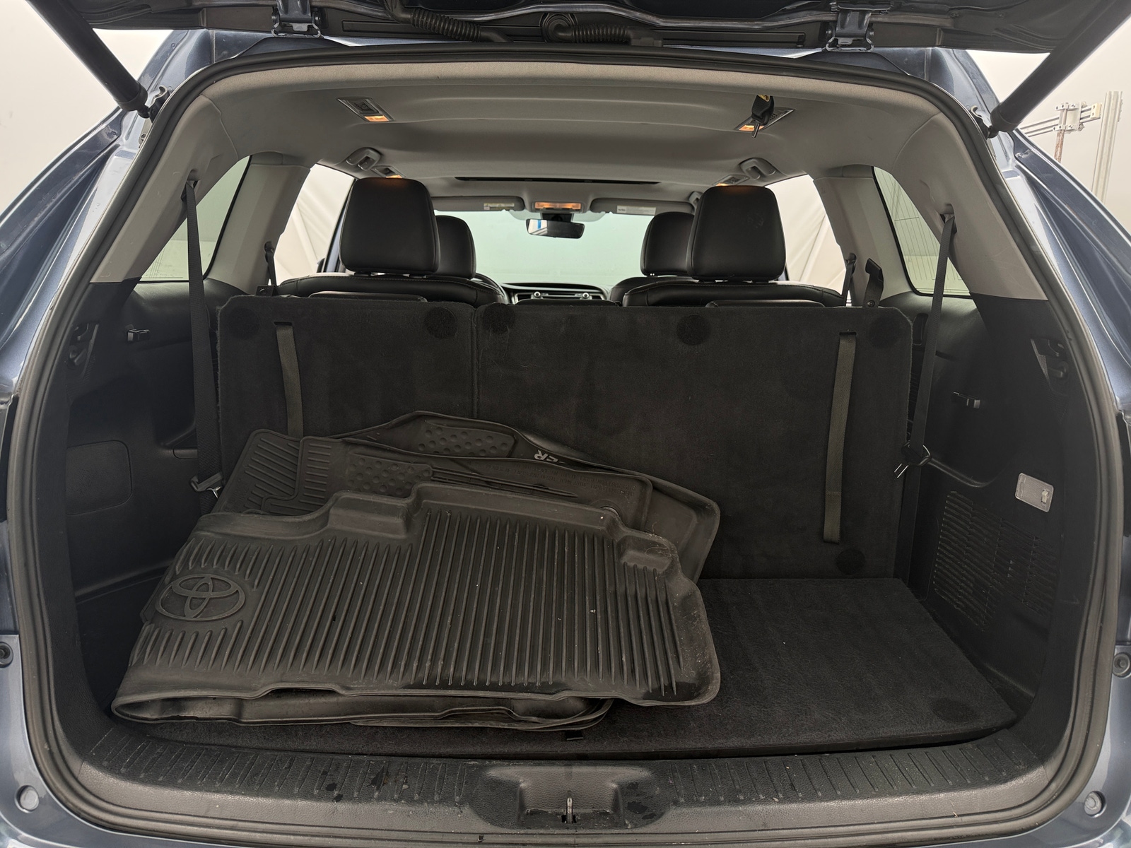 Thumbnail: 2019 Toyota Highlander - 6