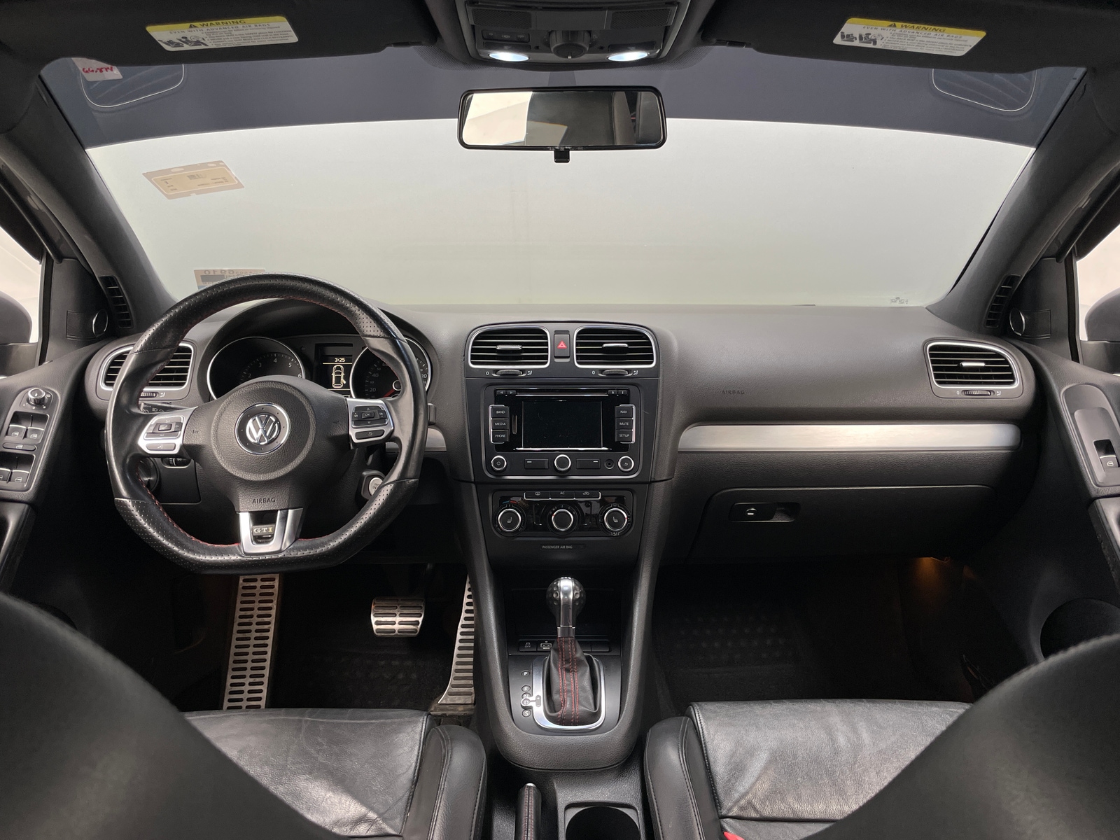 Thumbnail: 2012 Volkswagen Golf - 3