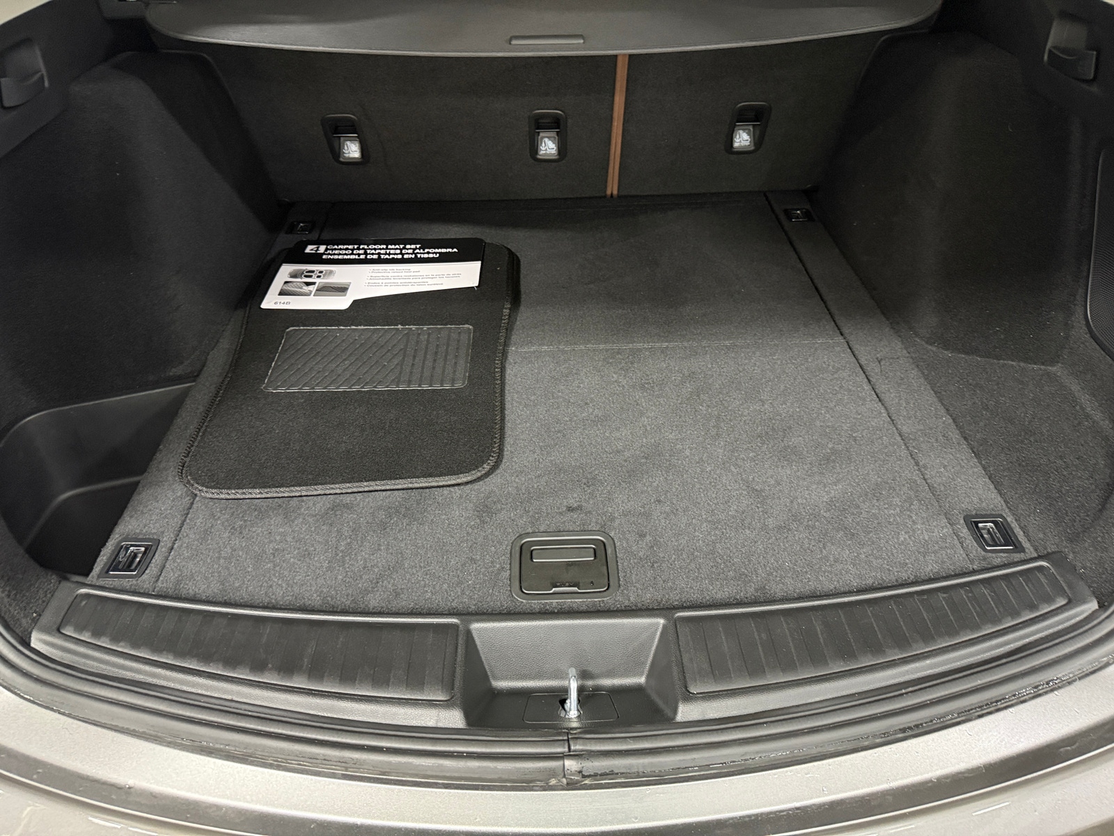 Thumbnail: 2025 Acura RDX - 6