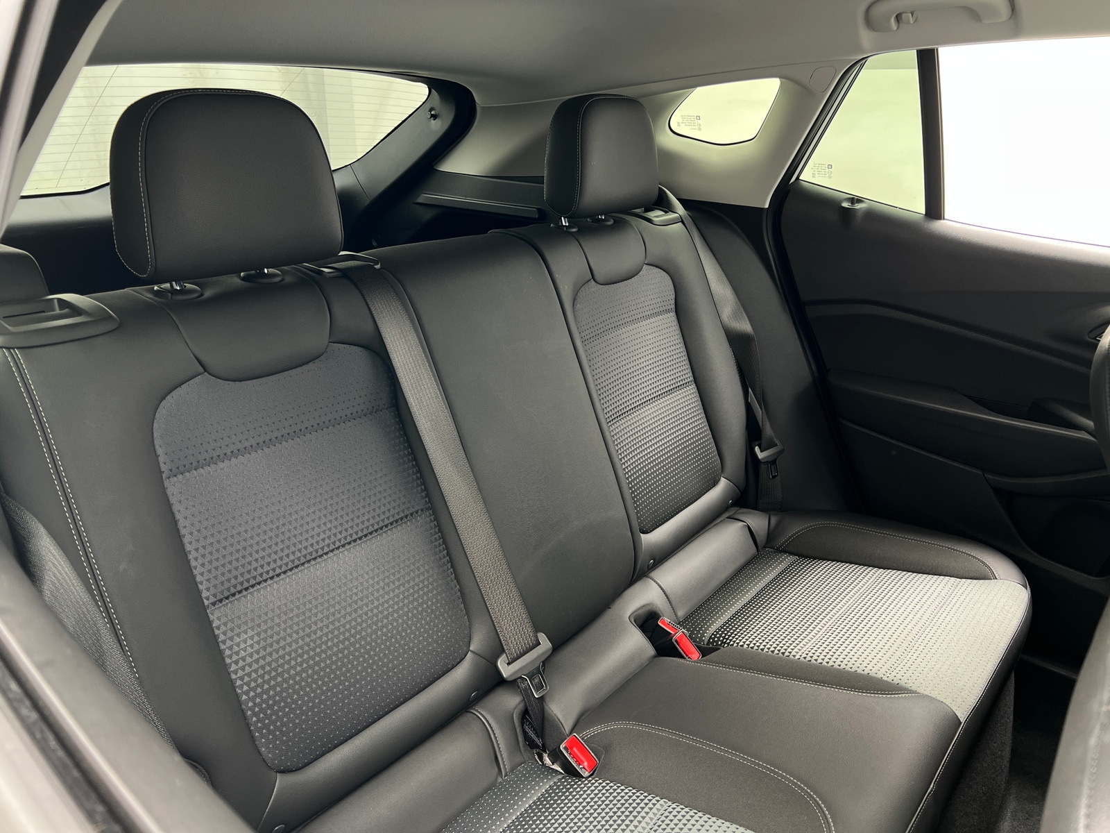 Thumbnail: 2025 Chevrolet Trax - 6