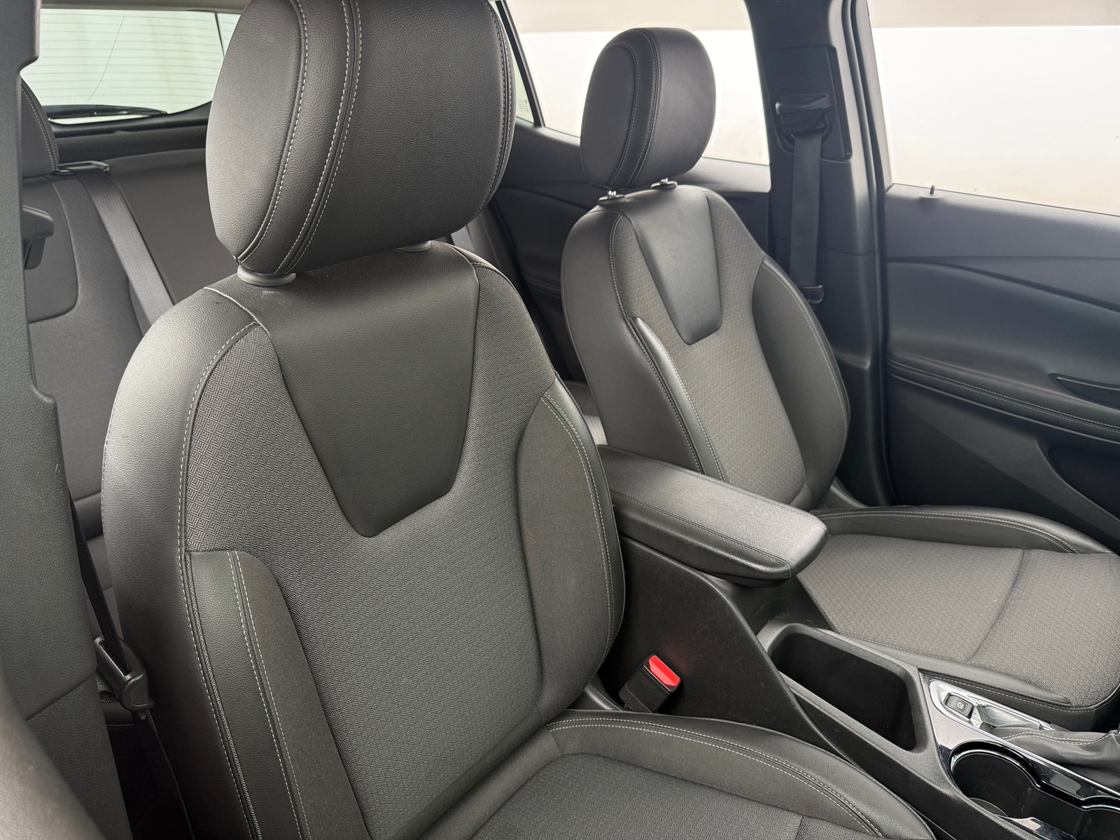 Thumbnail: 2024 Buick Encore GX - 2