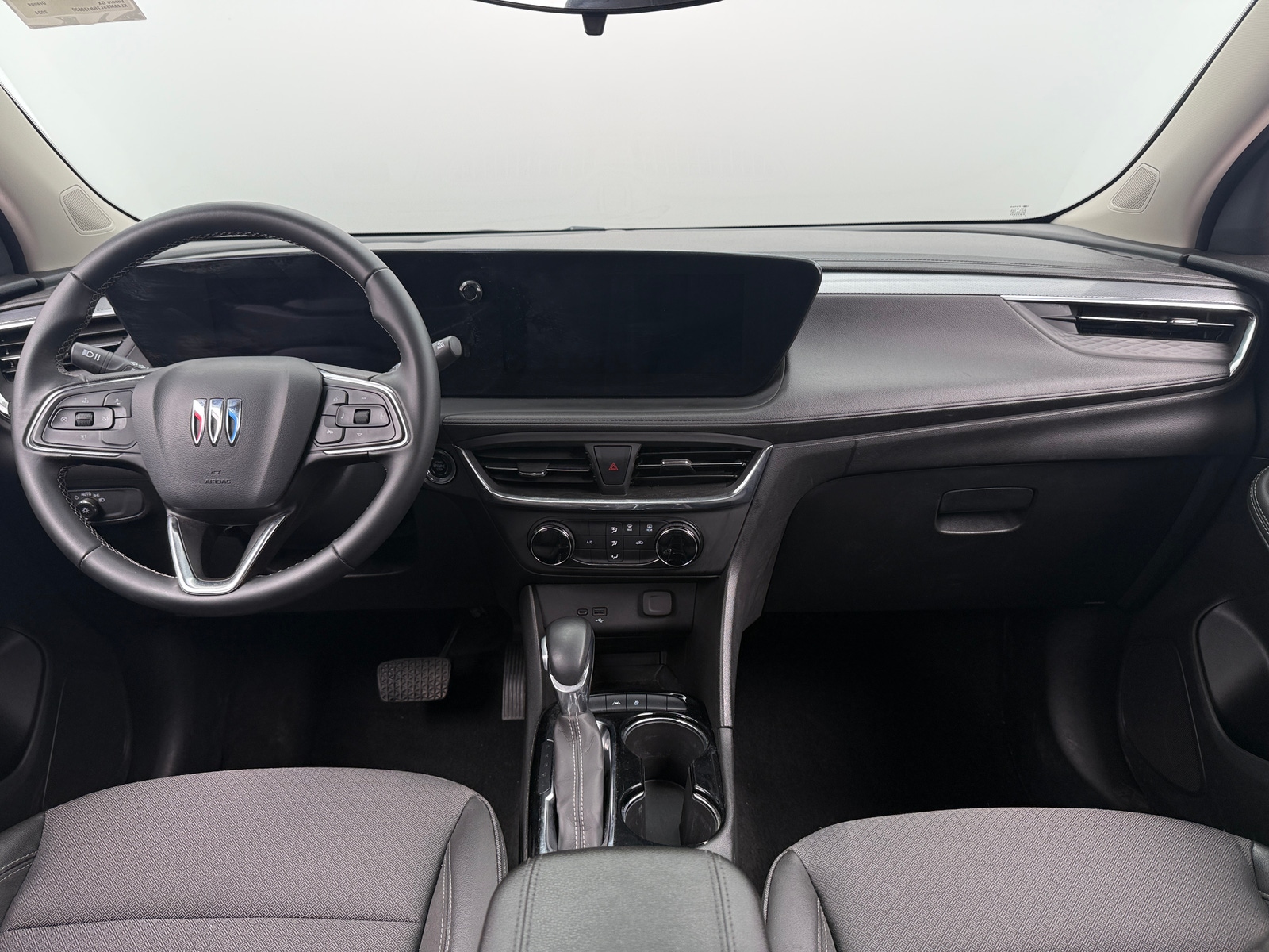 Thumbnail: 2024 Buick Encore GX - 3