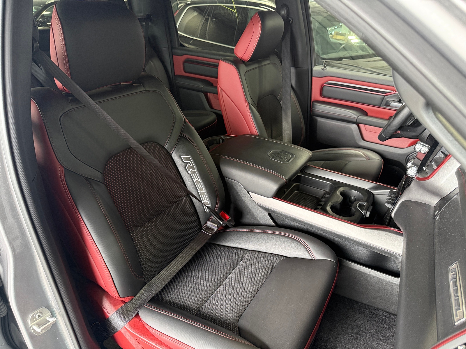 Thumbnail: 2025 RAM 1500 - 2