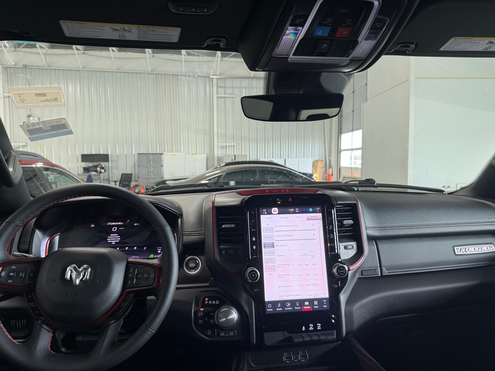 Thumbnail: 2025 RAM 1500 - 3