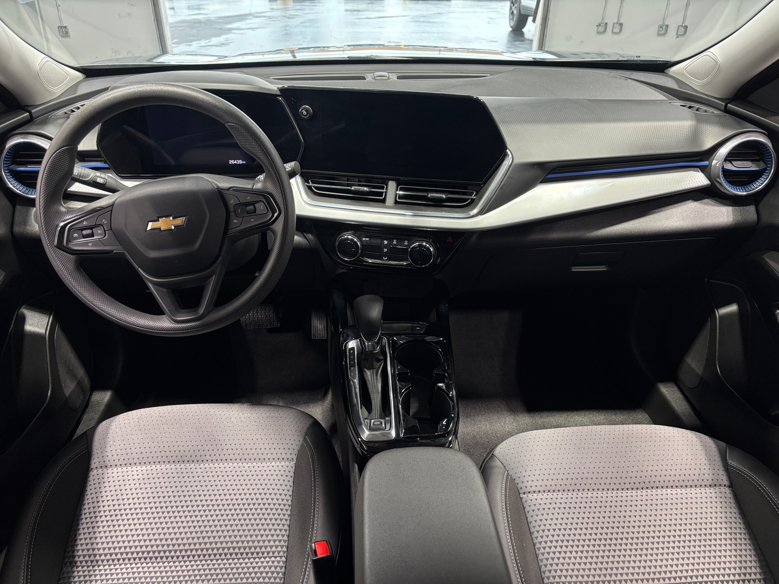 Thumbnail: 2025 Chevrolet Trax - 3