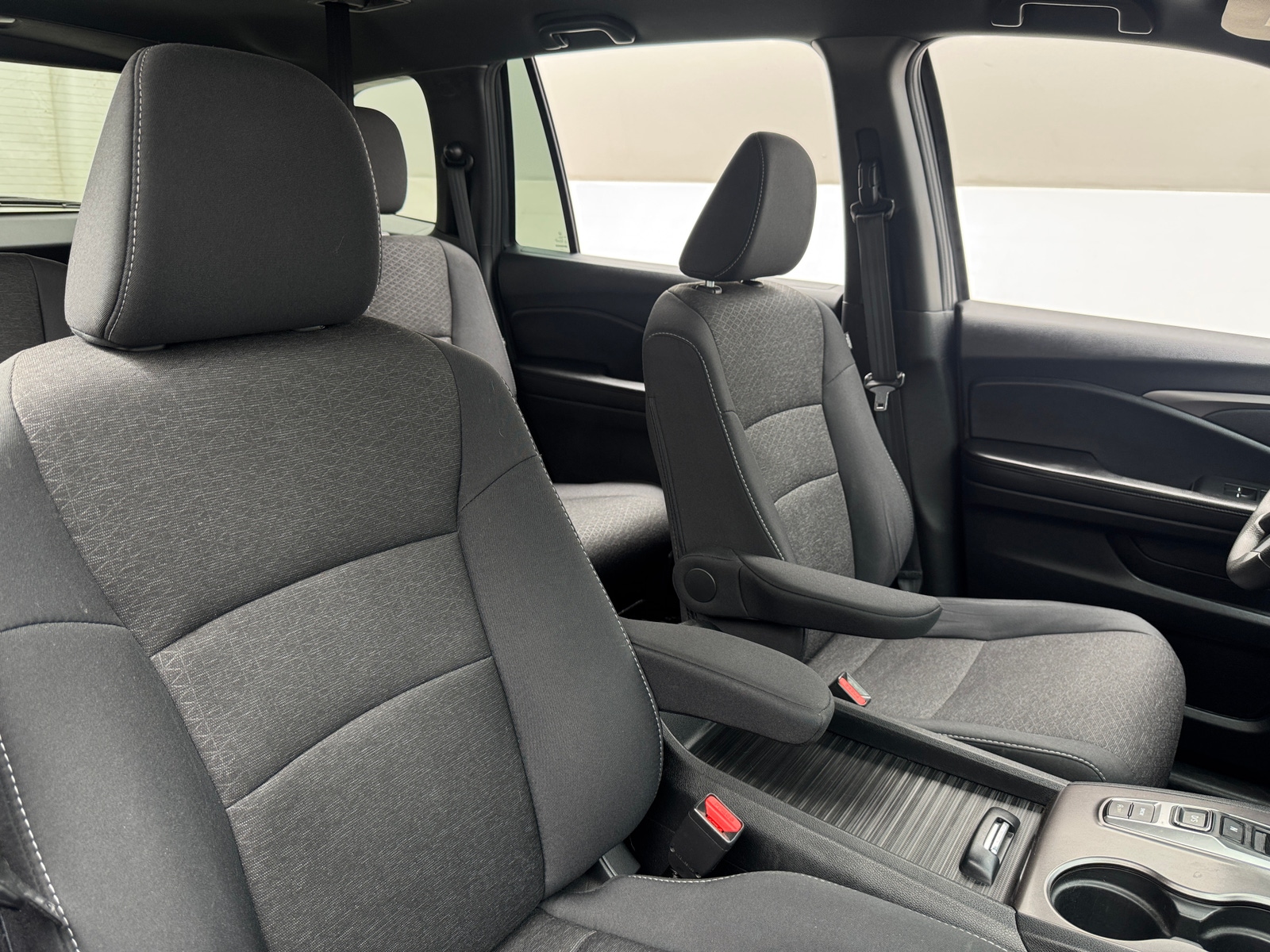 Thumbnail: 2020 Honda Passport - 2