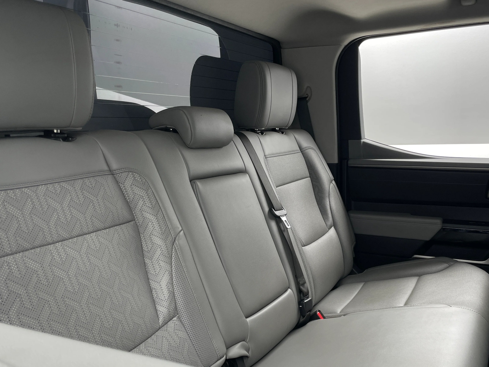 Thumbnail: 2022 Toyota Tundra - 4