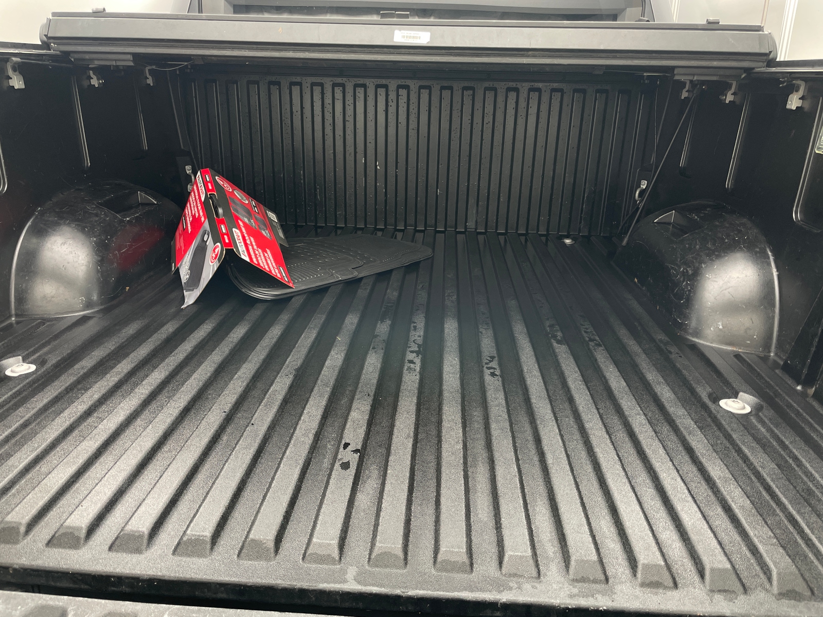 Thumbnail: 2022 Toyota Tundra - 5