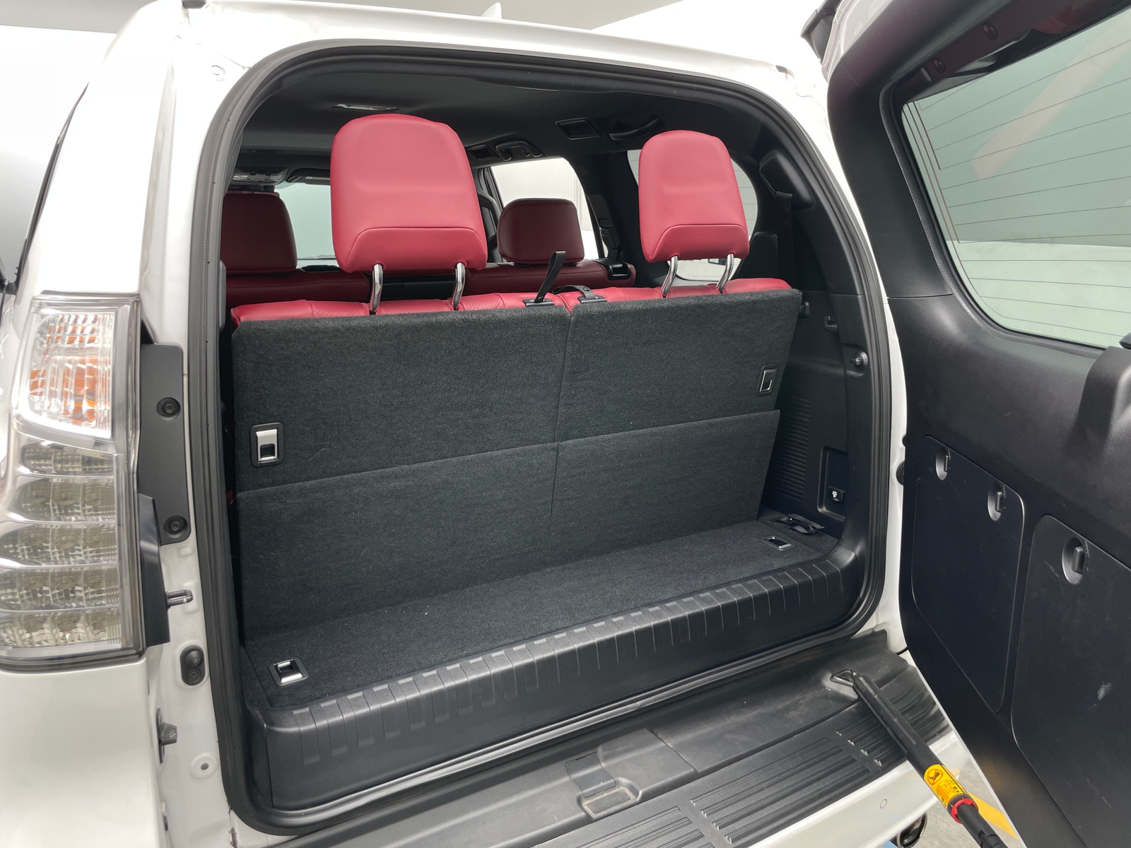 Thumbnail: 2020 Lexus GX - 6