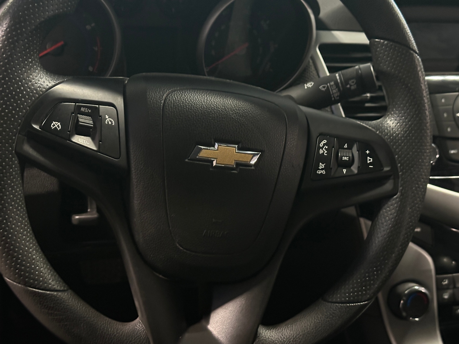 Thumbnail: 2016 Chevrolet Cruze - 5